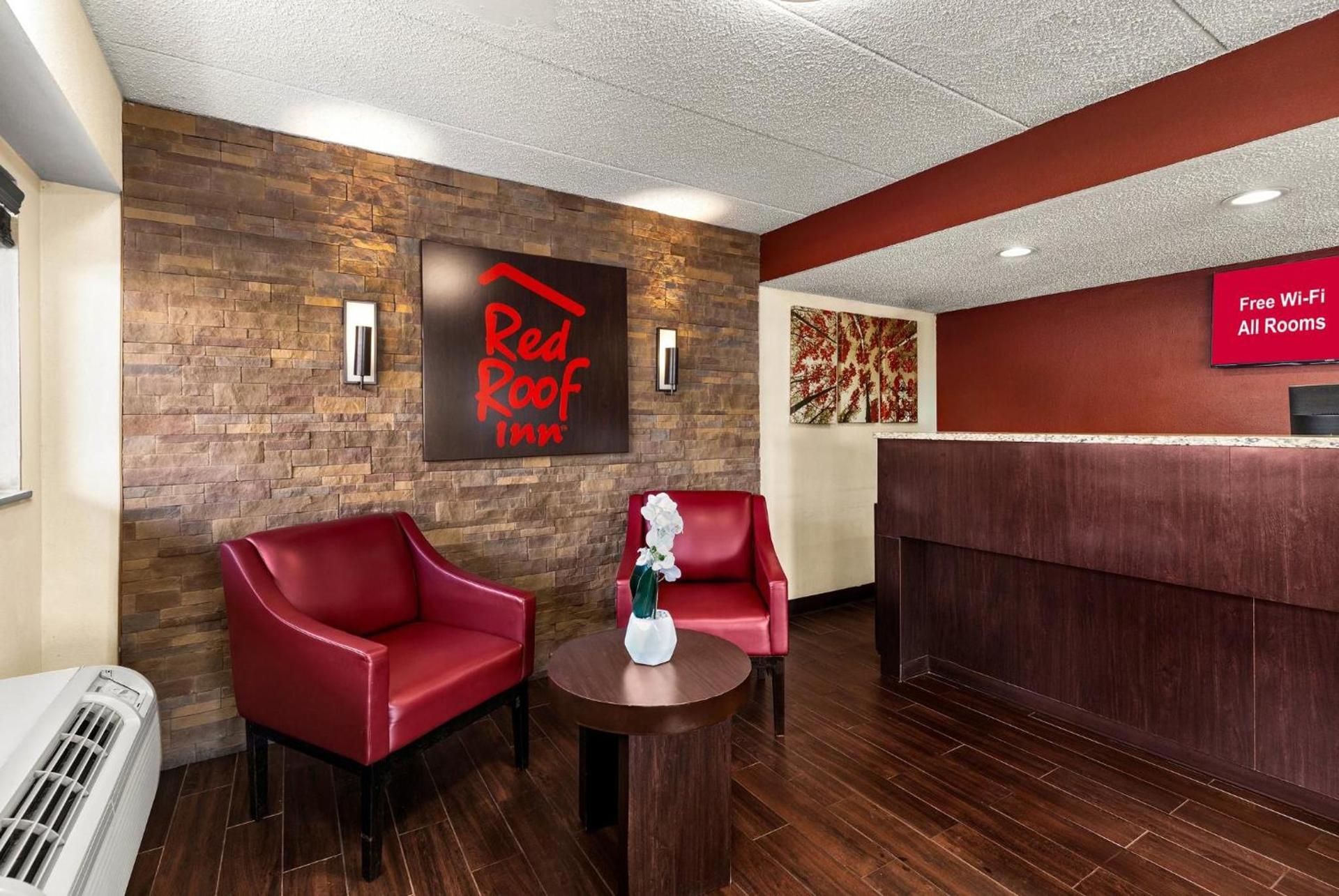 Red Roof Inn Springfield, IL photo 21