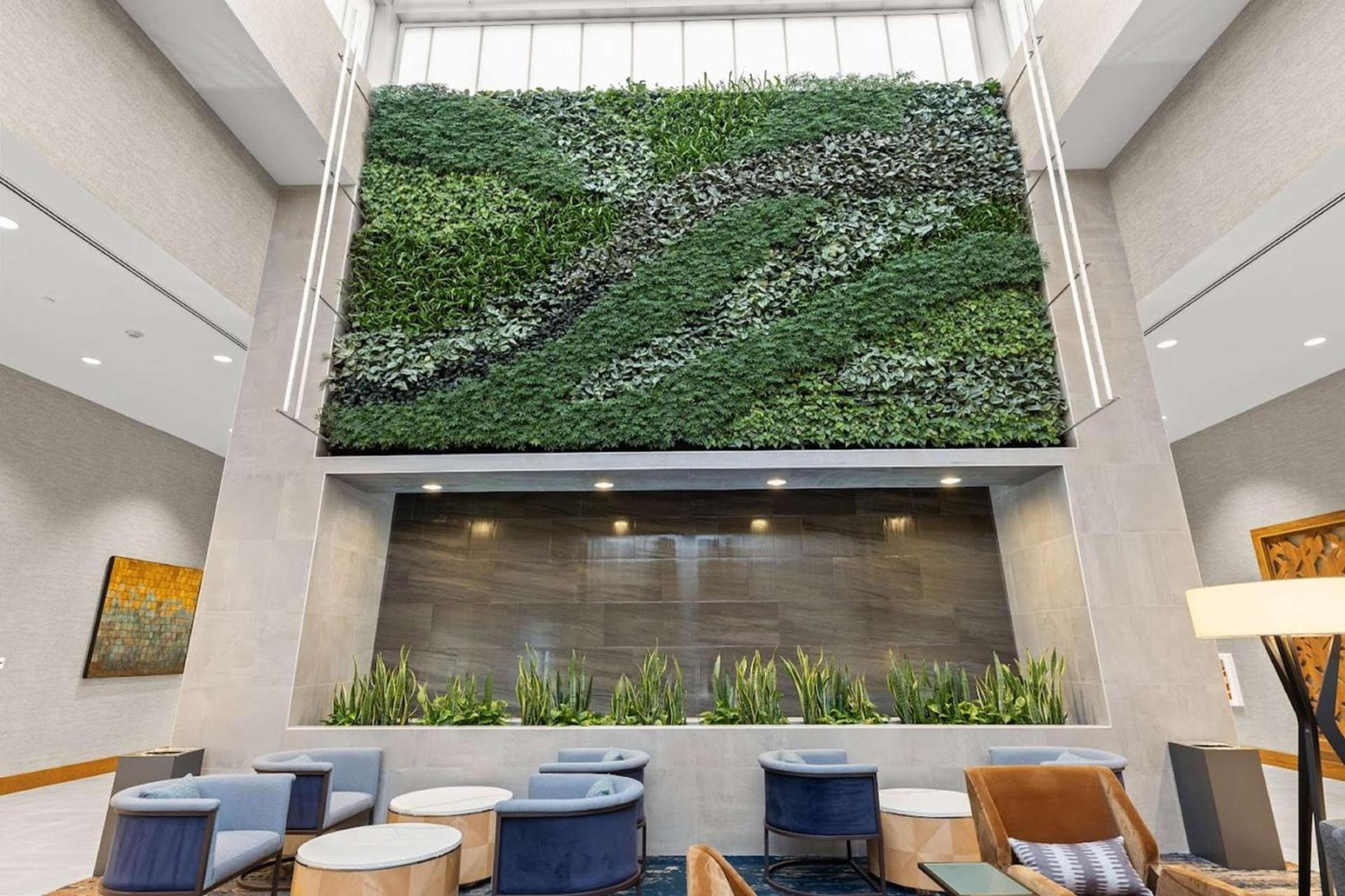 Embassy Suites By Hilton Irving Las Colinas photo 6