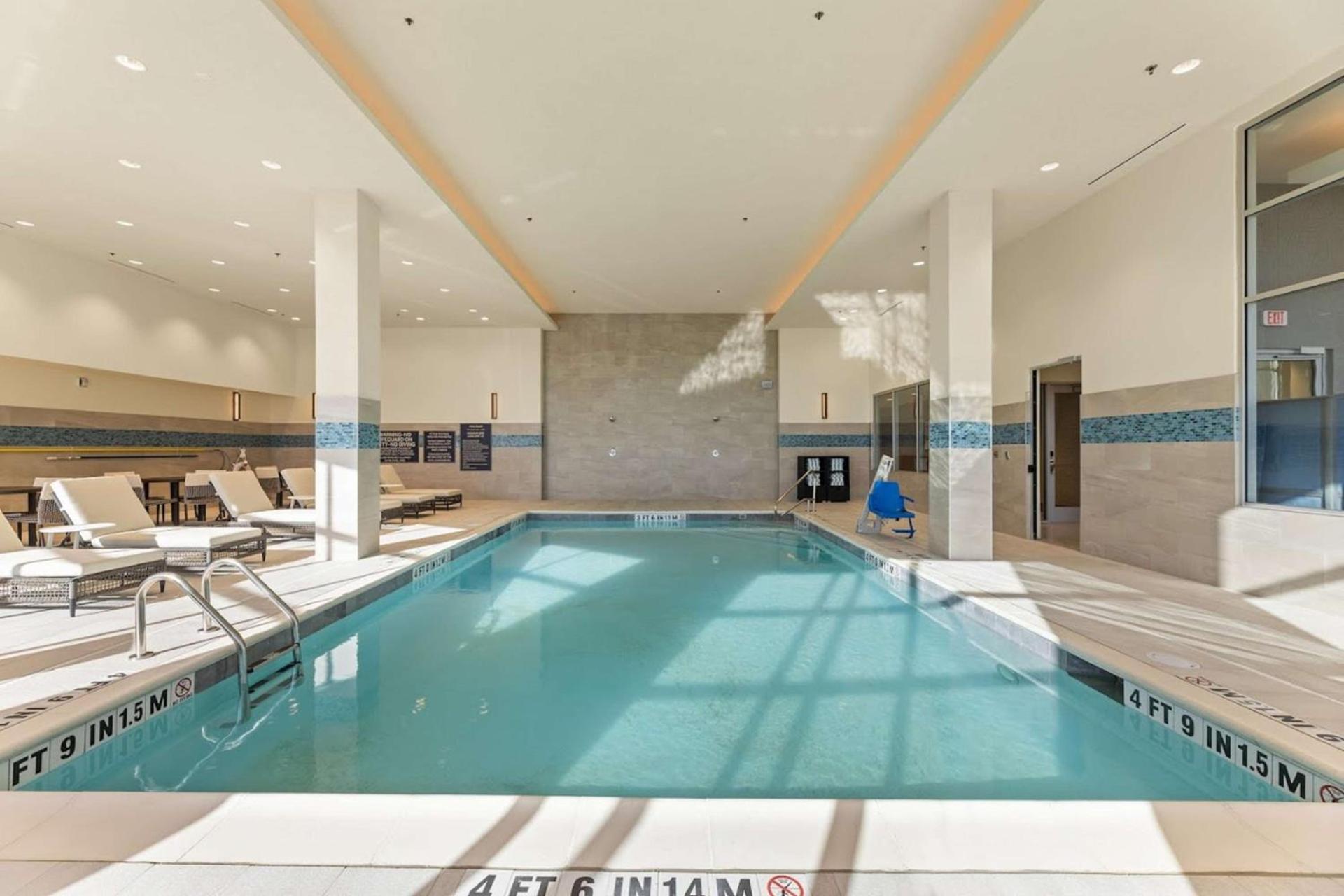 Embassy Suites By Hilton Irving Las Colinas photo 19