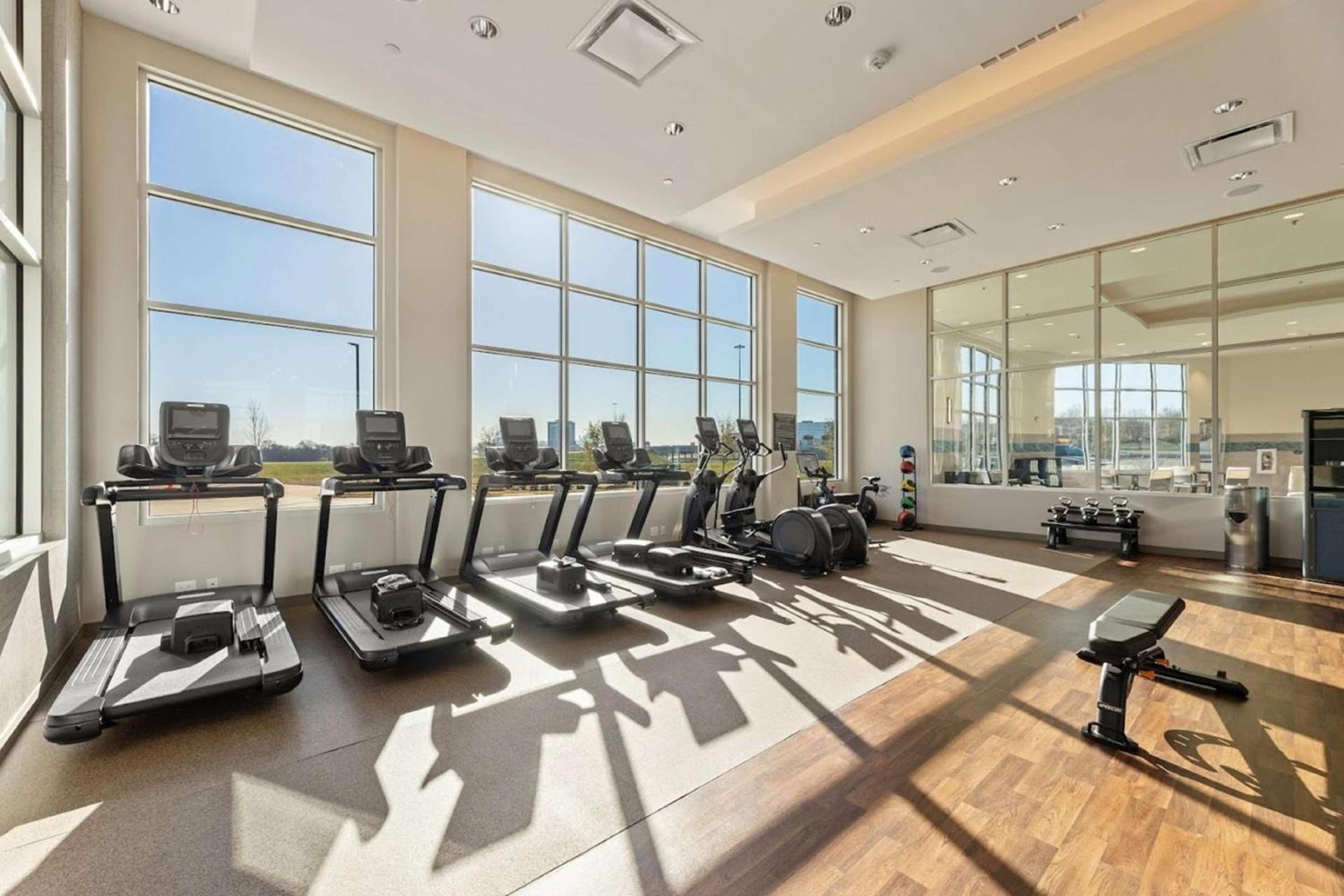 Embassy Suites By Hilton Irving Las Colinas photo 27
