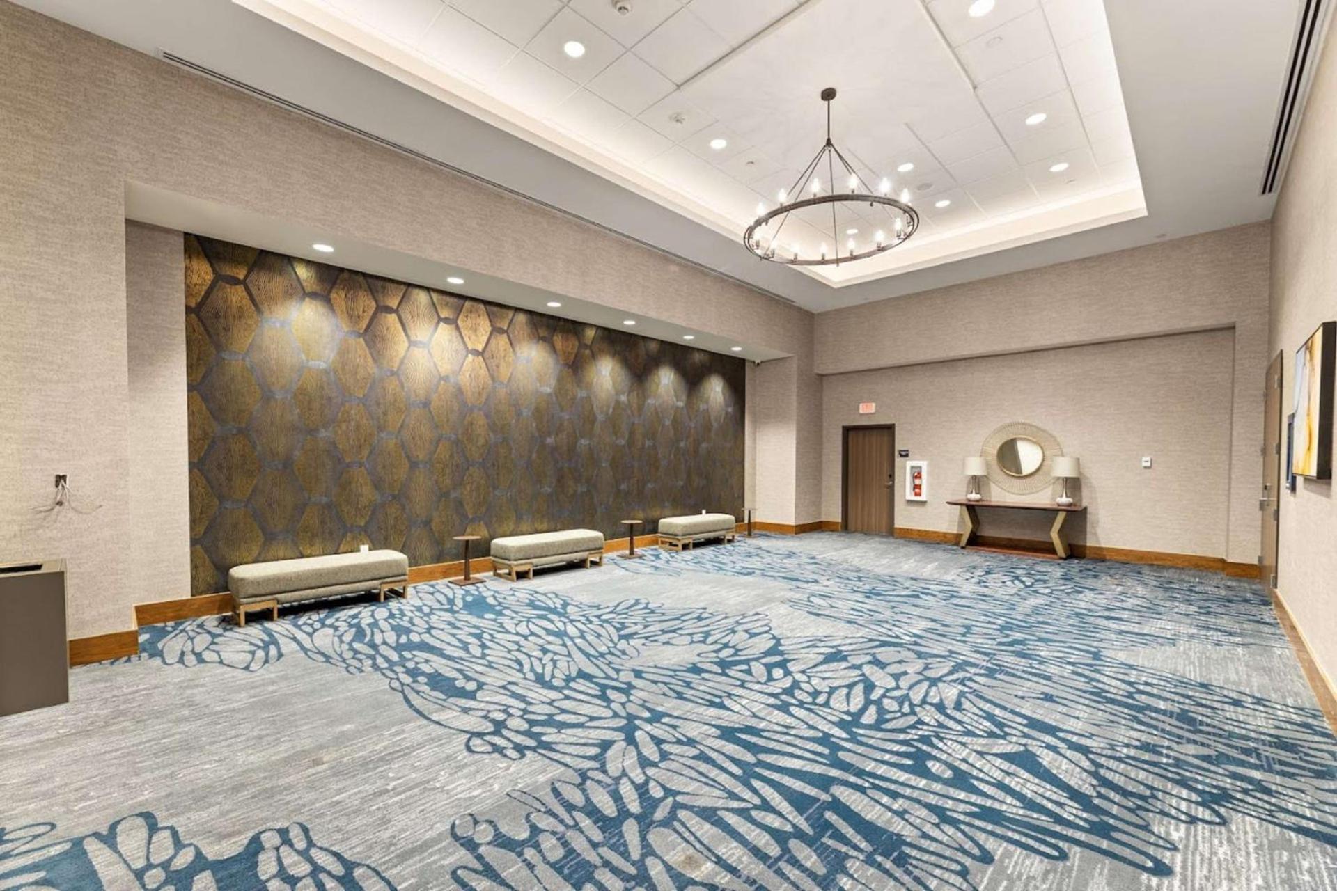 Embassy Suites By Hilton Irving Las Colinas photo 39