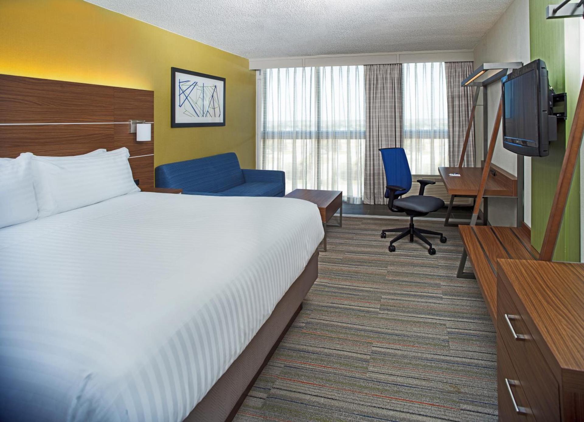 Holiday Inn Express Nags Head Oceanfront by IHG photo 5