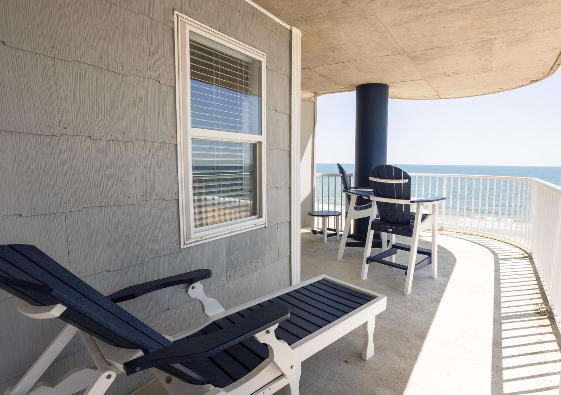 Commander Hotel & Suites photo 31