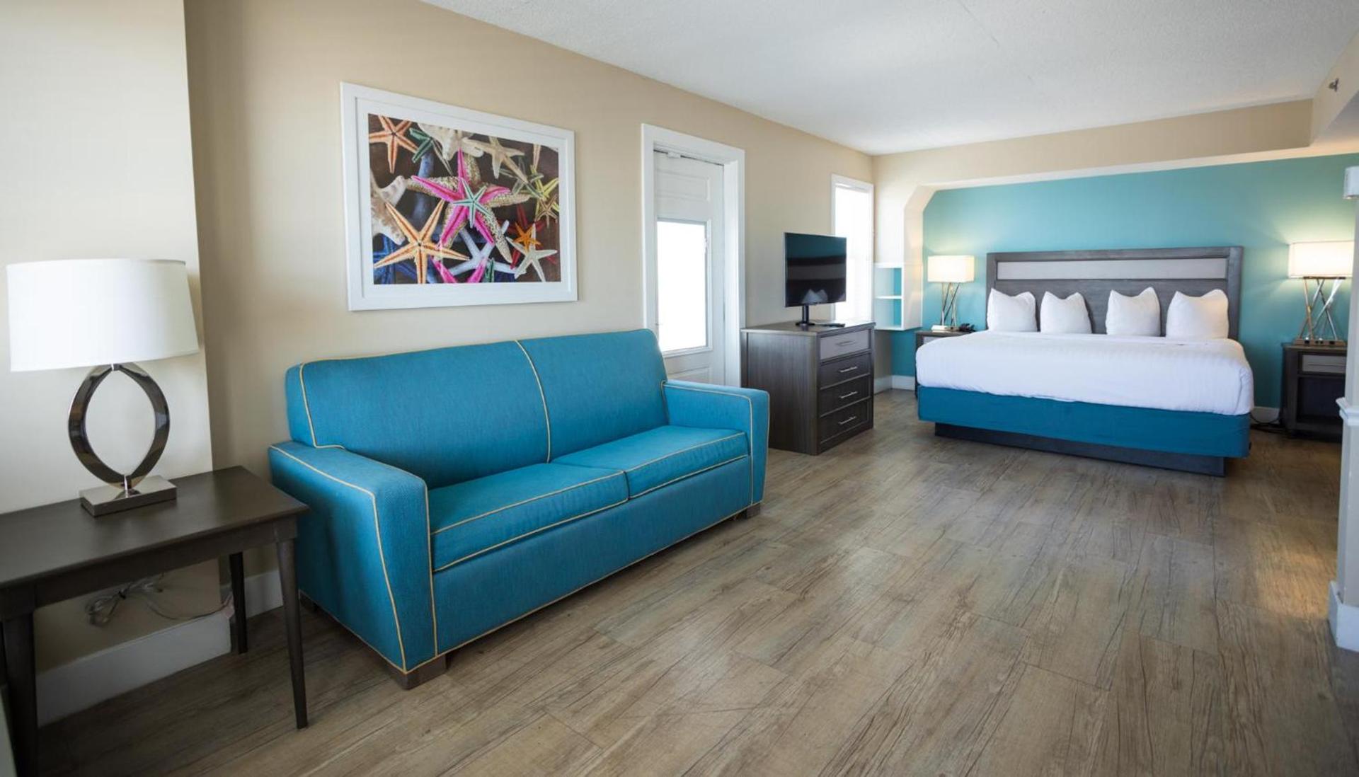 Commander Hotel & Suites photo 41