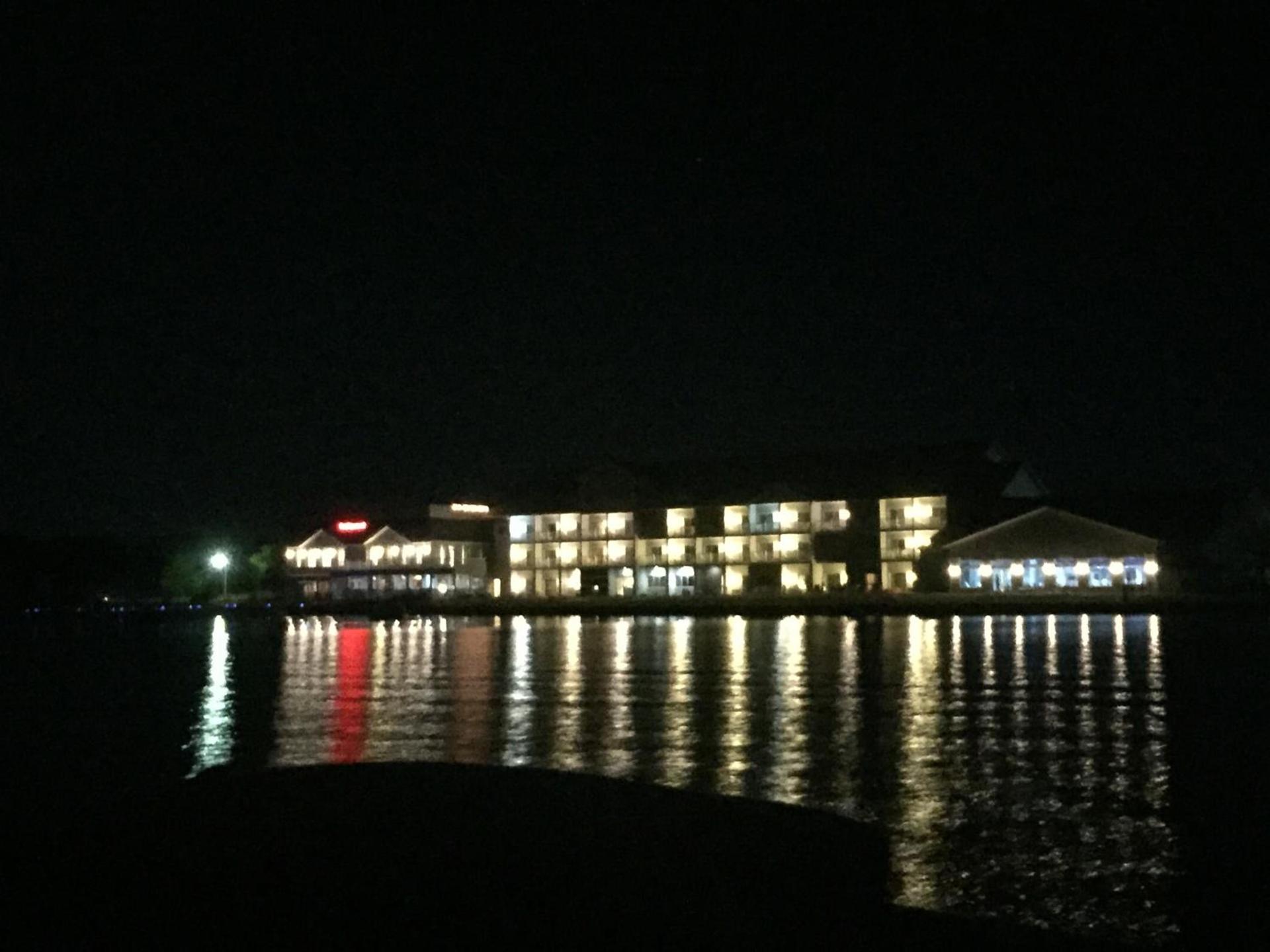 Lakeside Resort & Conference Center photo 59