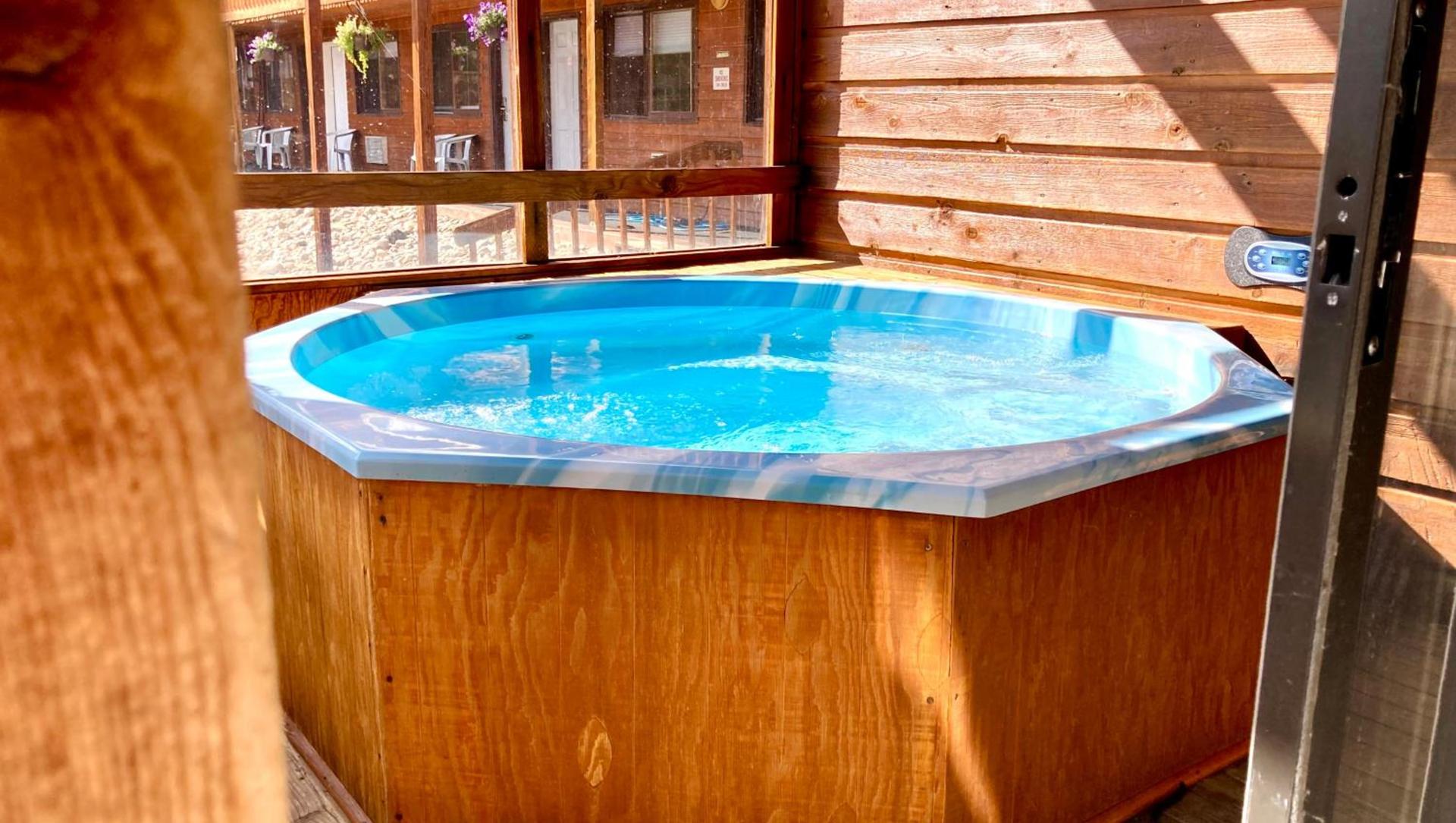 Big Horn Lodge photo 10