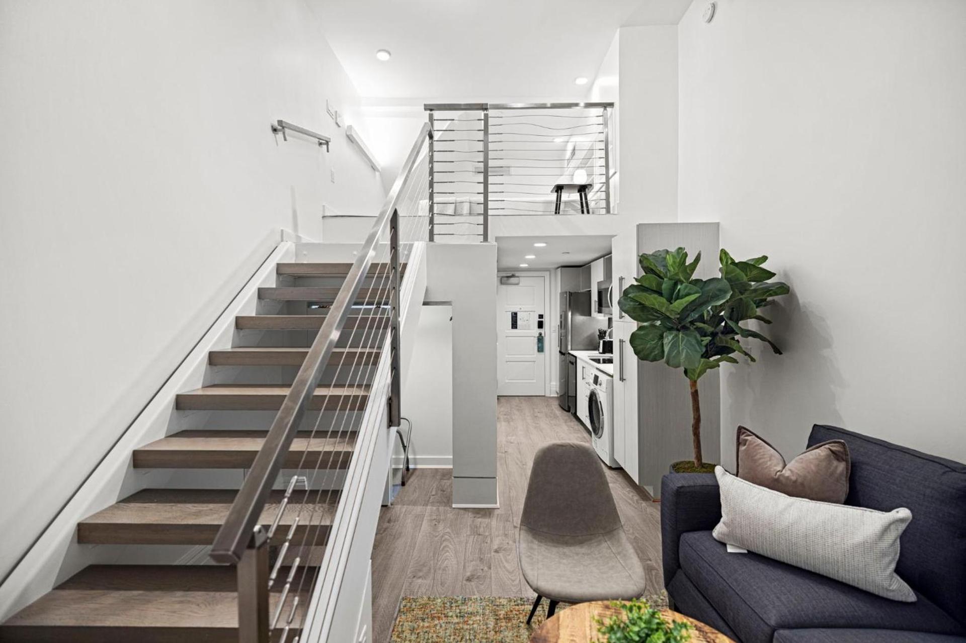 Placemakr Dupont Circle photo 67