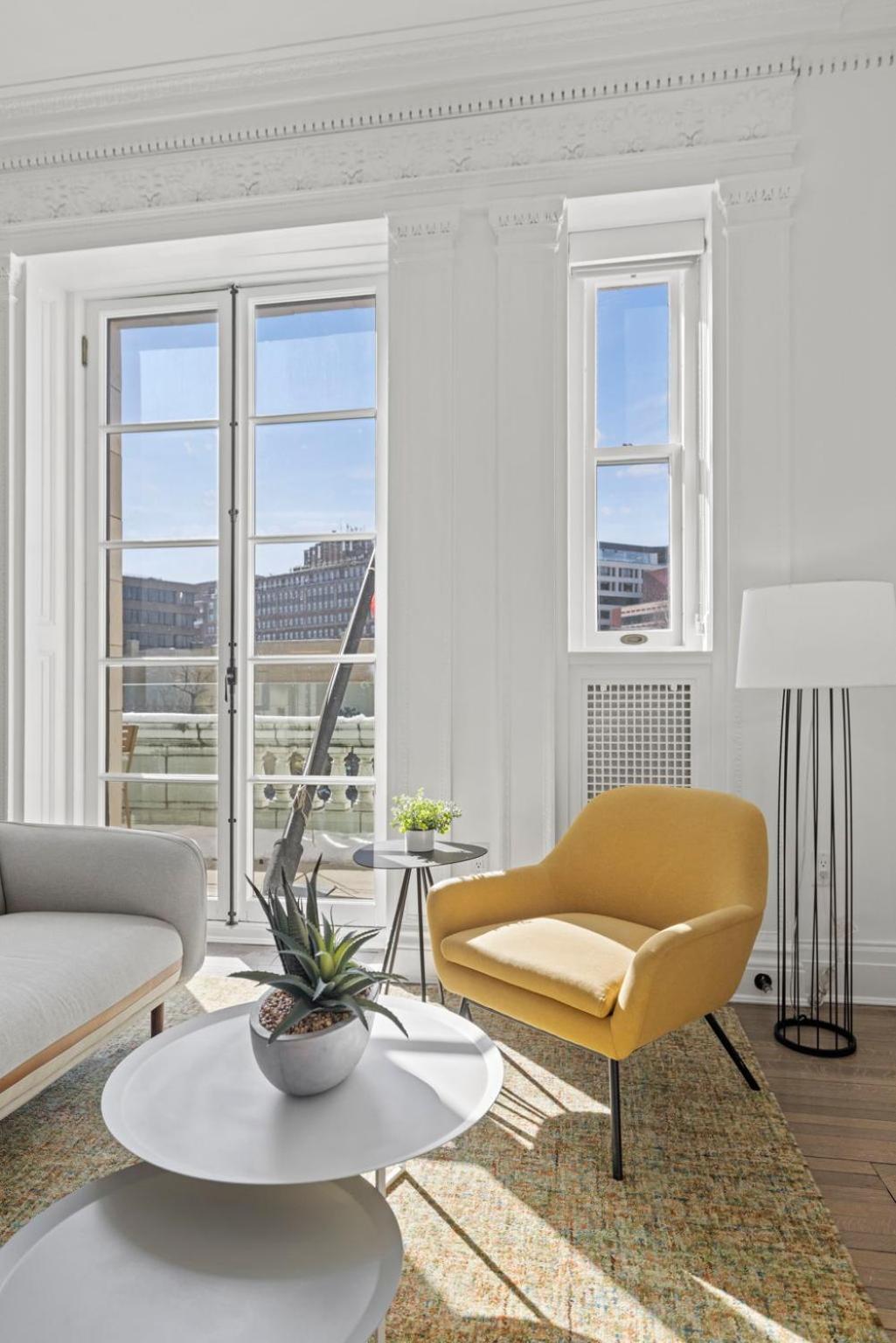 Placemakr Dupont Circle photo 89