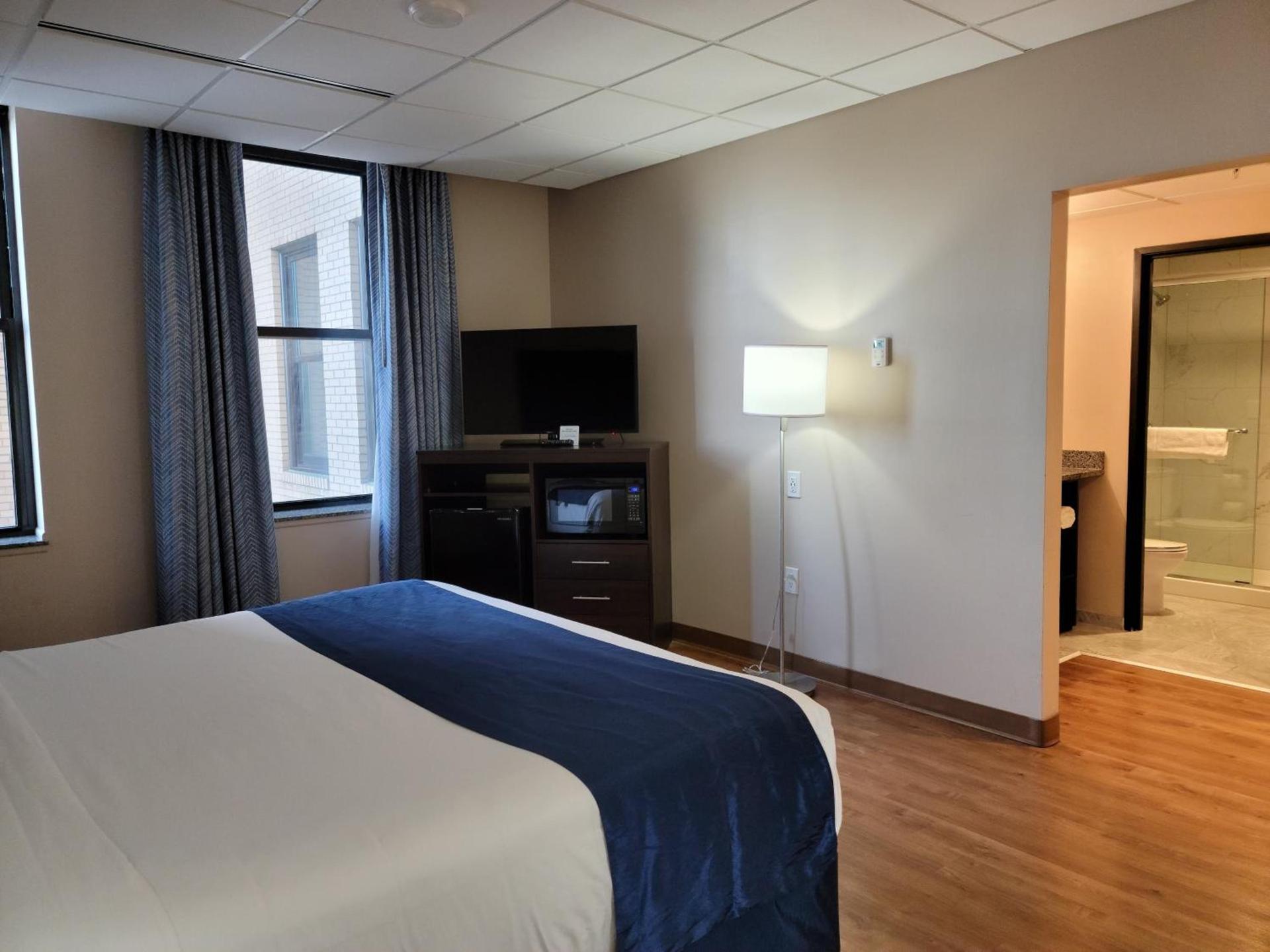 Ariel Broadway Hotel photo 33