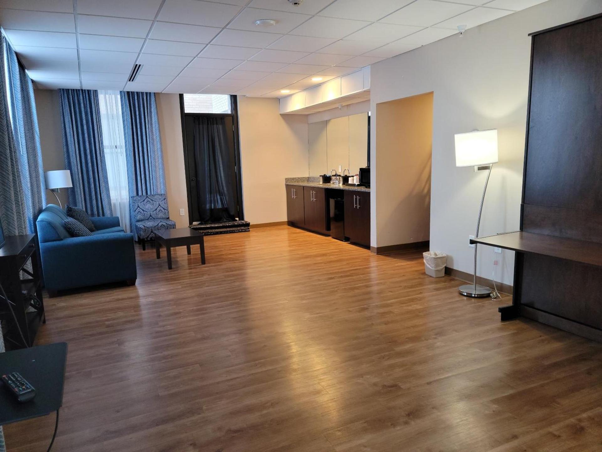 Ariel Broadway Hotel photo 37