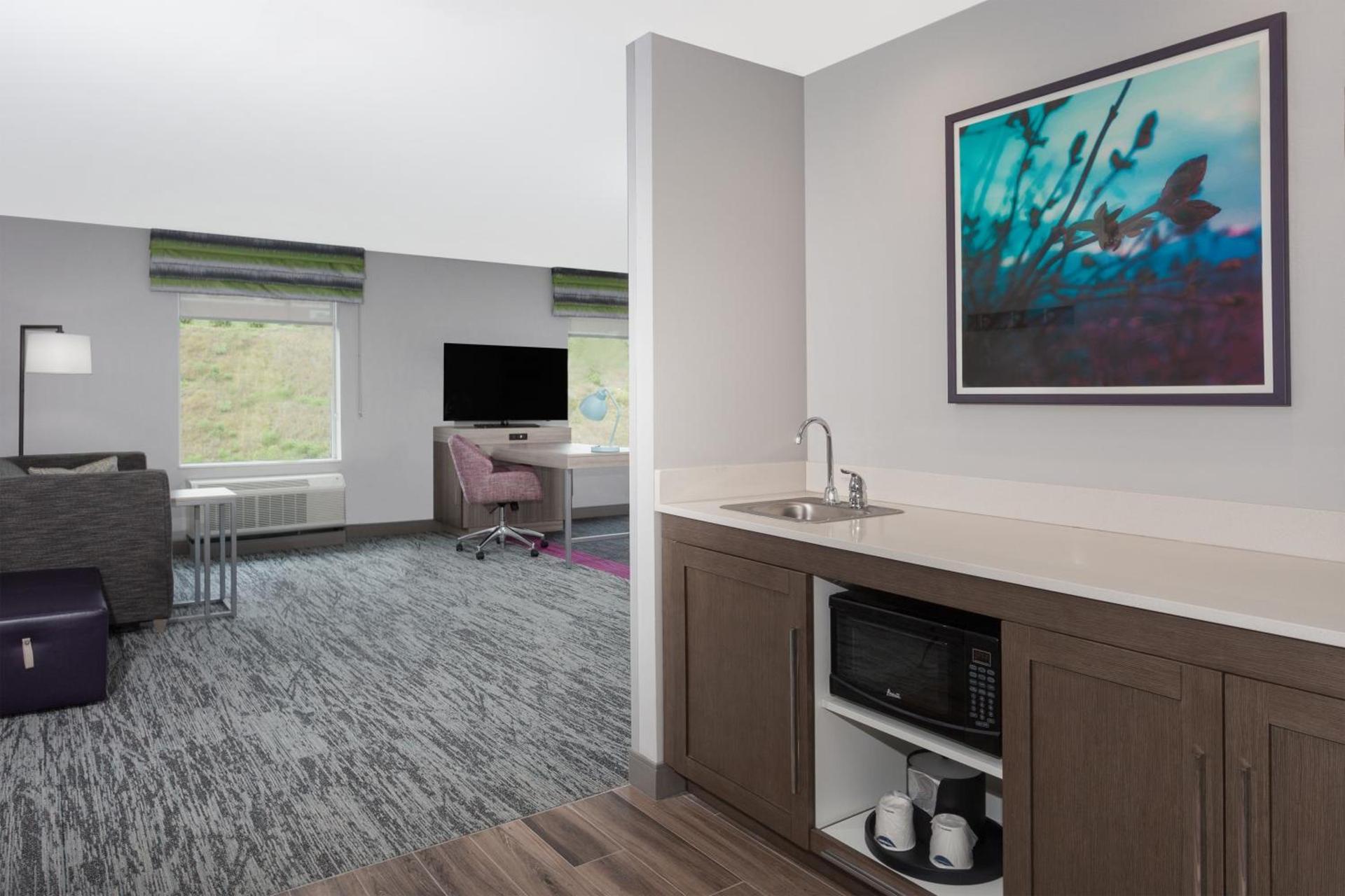 Hampton Inn & Suites Rocky Hill - Hartford South photo 32