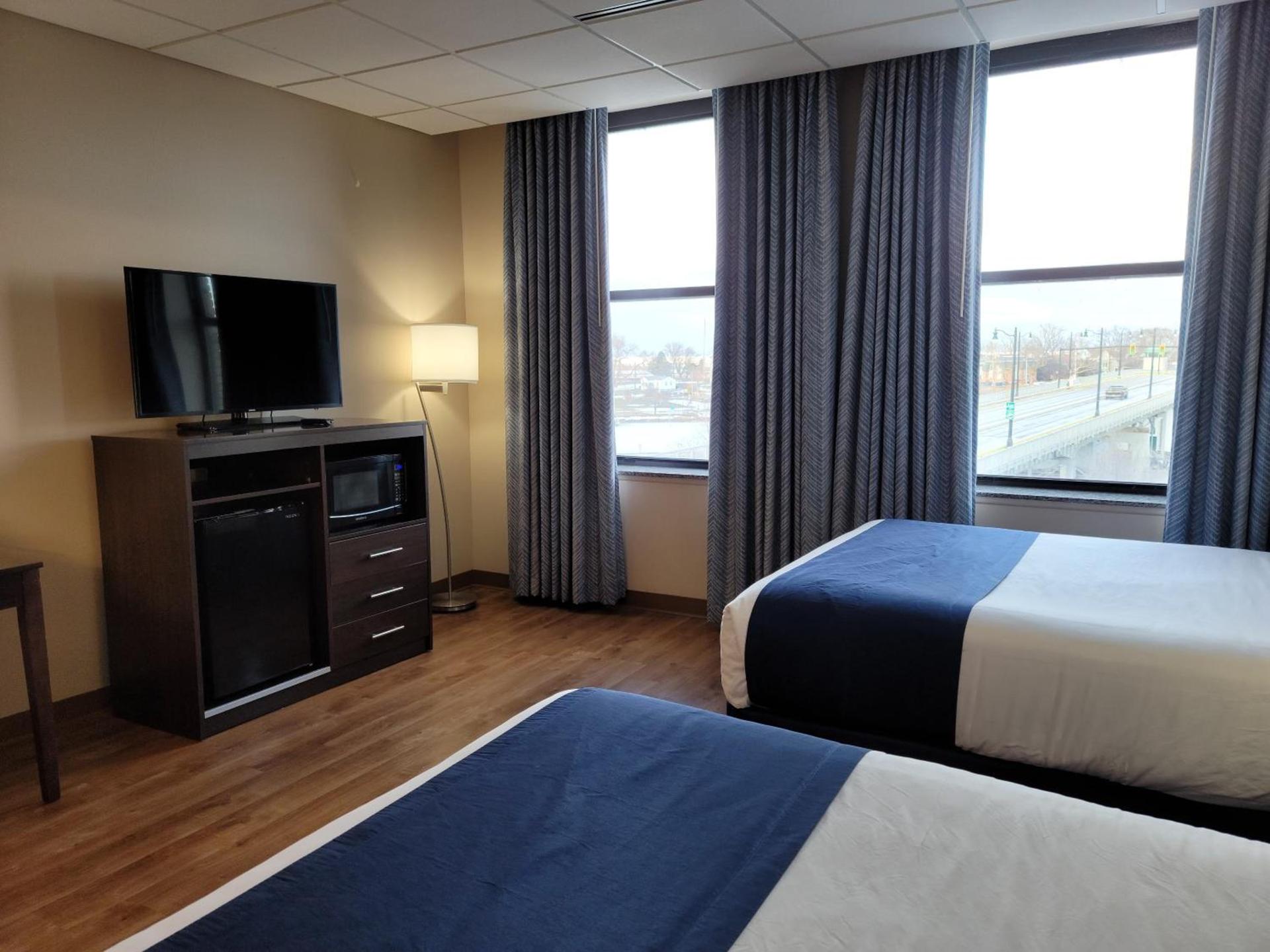 Ariel Broadway Hotel photo 40