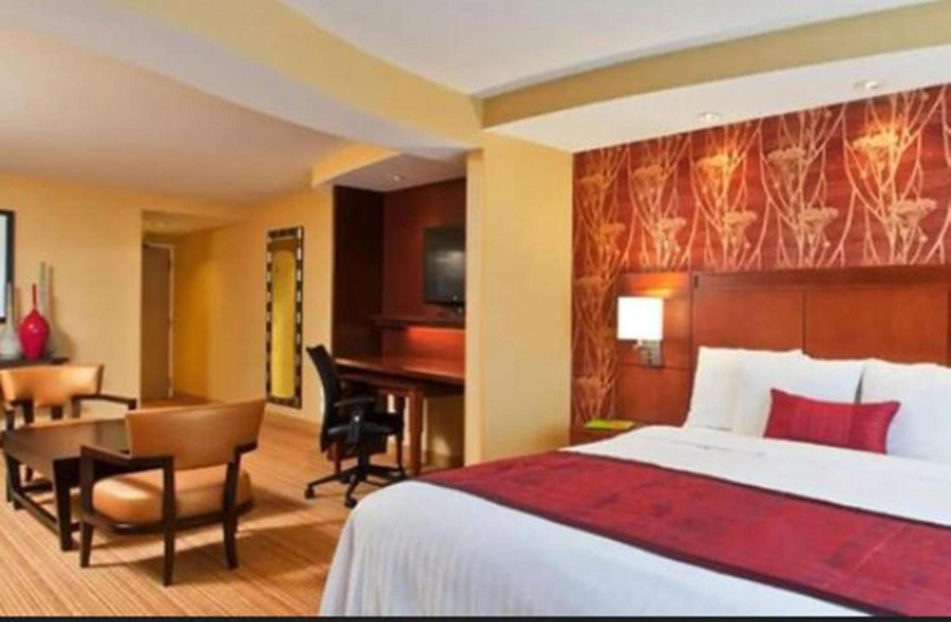Courtyard by Marriott Buffalo Amherst/University photo 5
