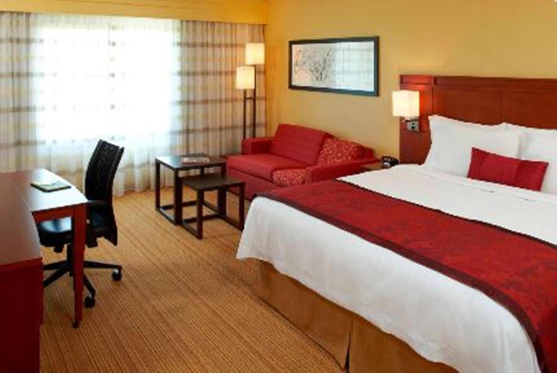 Courtyard by Marriott Buffalo Amherst/University photo 6