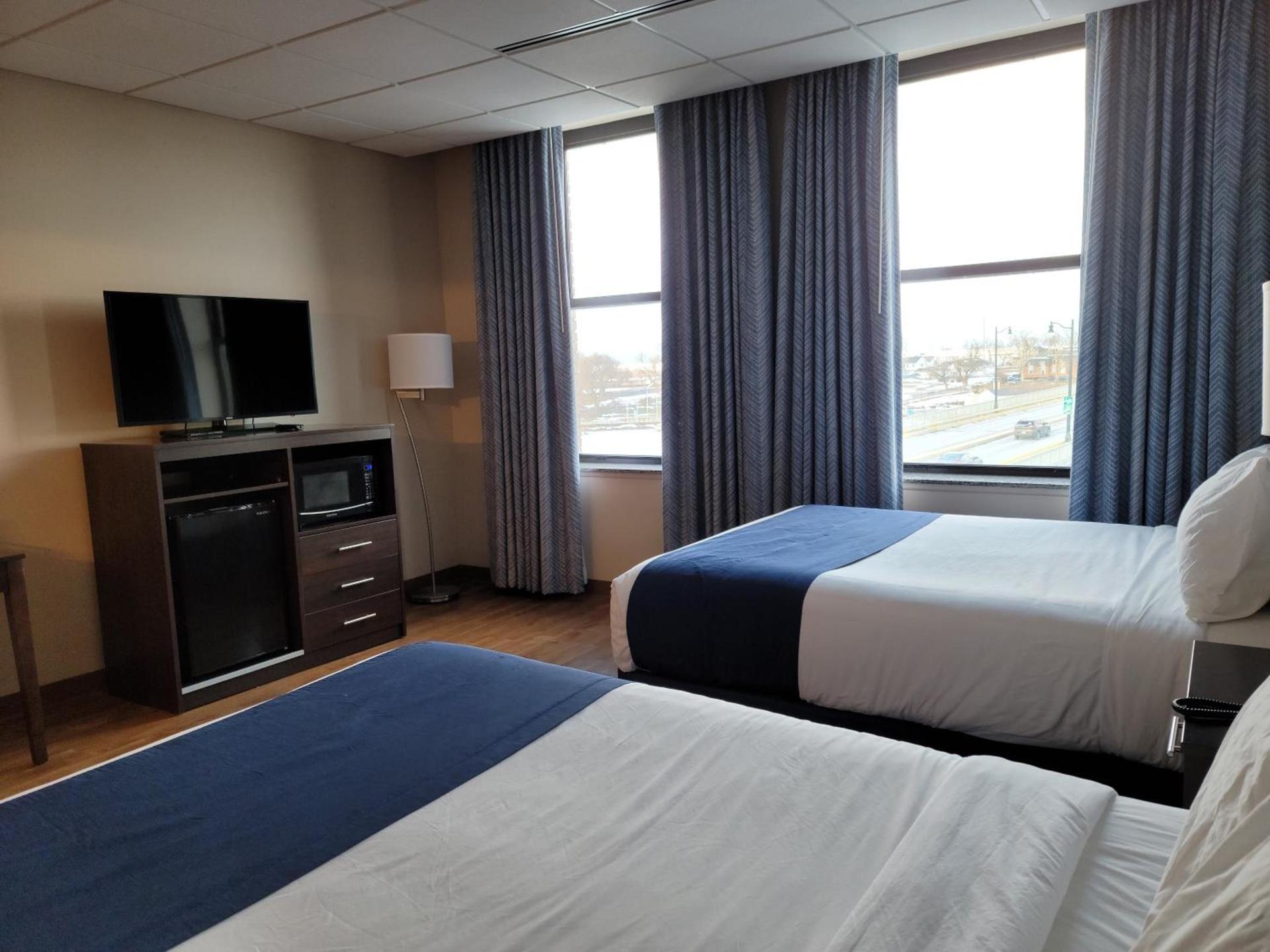 Ariel Broadway Hotel photo 49