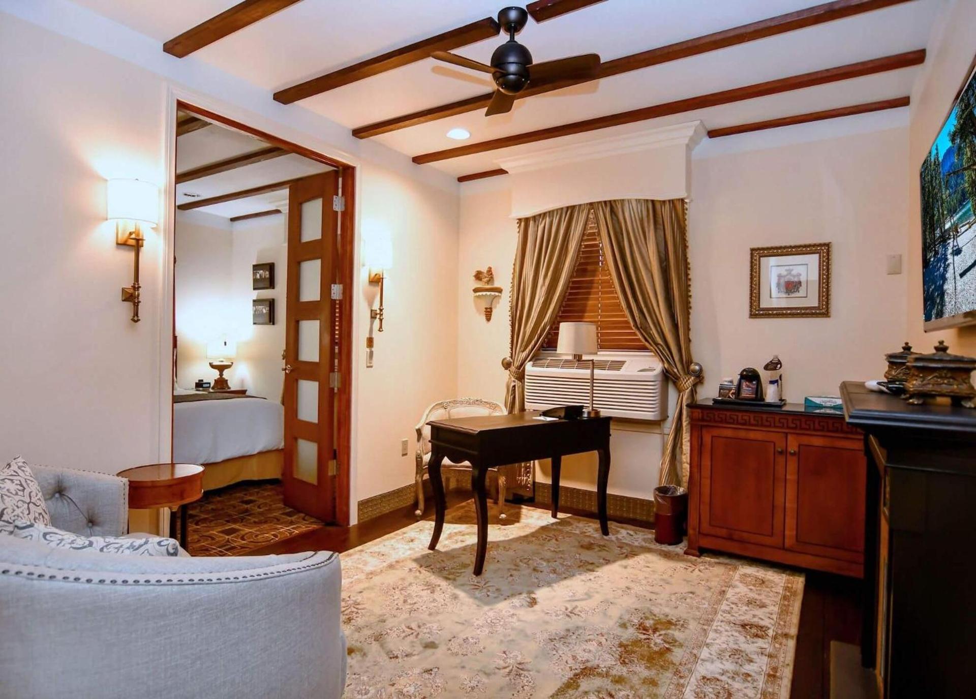 Brand Plaza Hotel photo 20