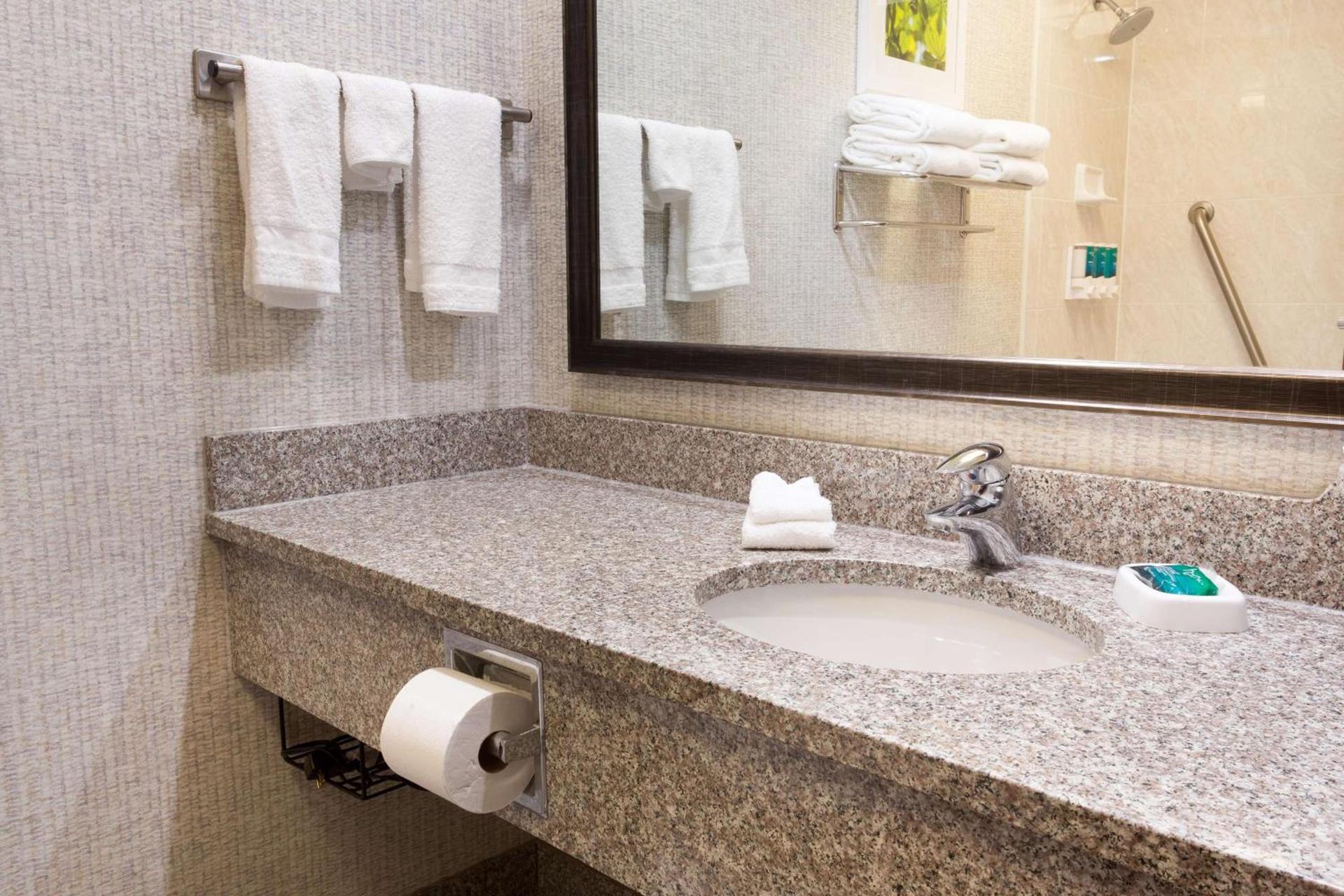 Drury Inn & Suites Dayton North photo 19