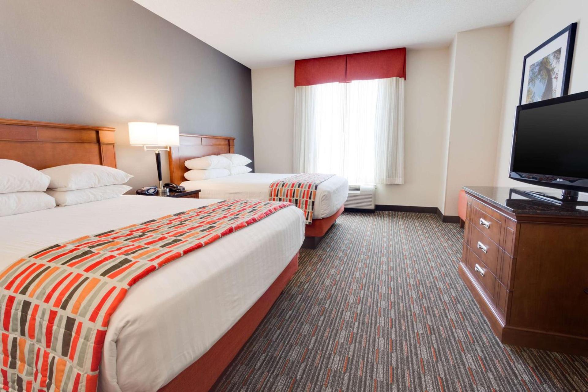 Drury Inn & Suites Greenville photo 7