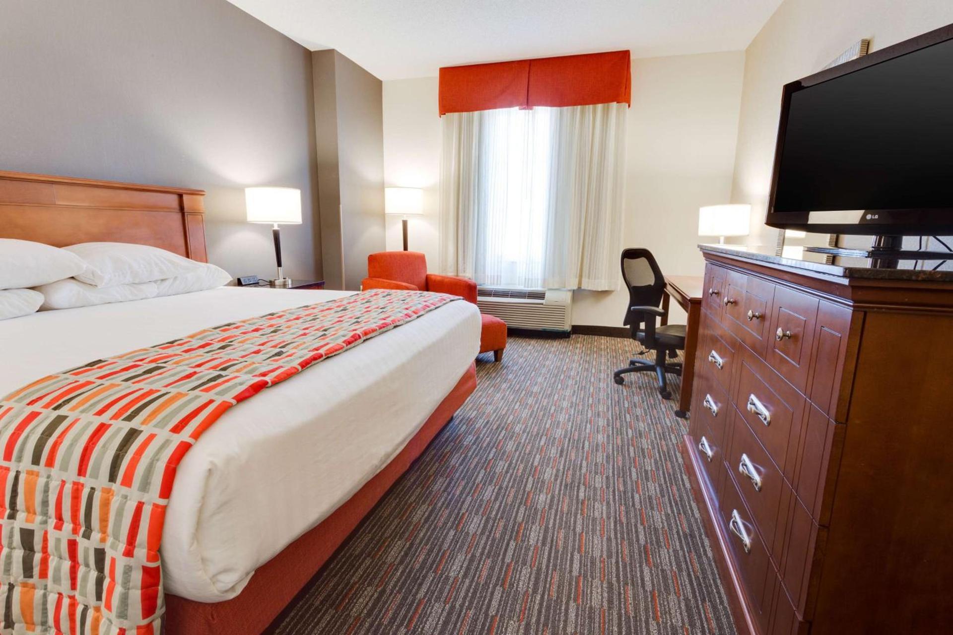 Drury Inn & Suites Greenville photo 10