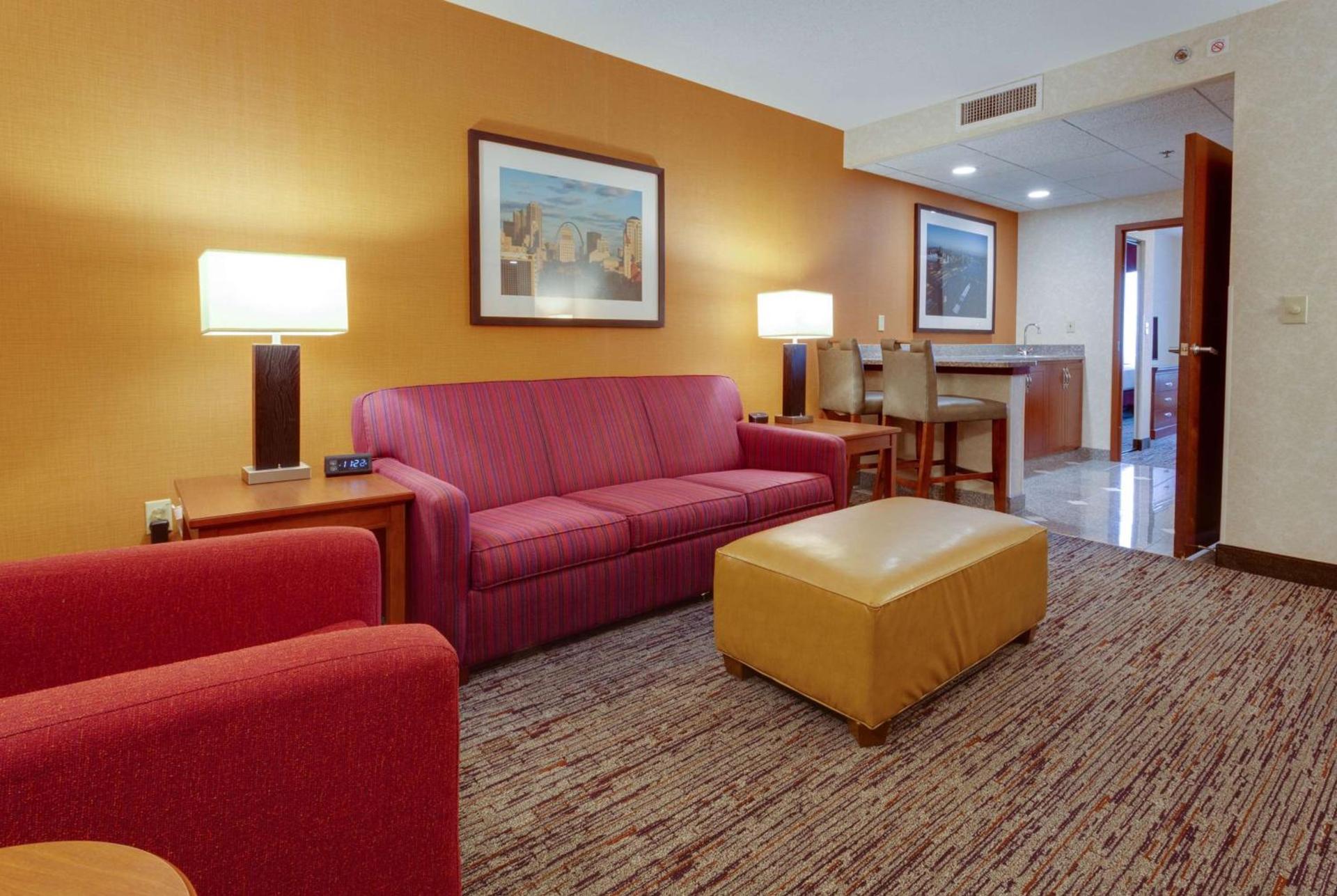 Drury Inn & Suites St. Louis Forest Park photo 9