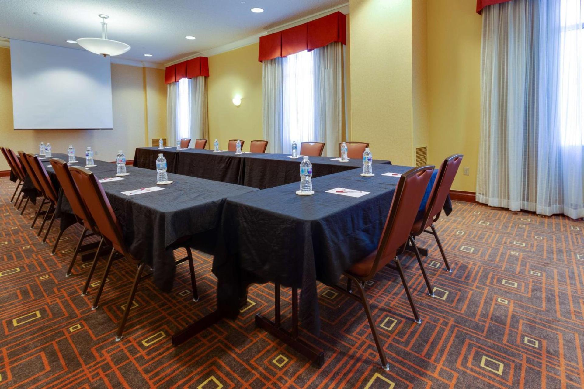 Drury Inn & Suites St. Louis Forest Park photo 29
