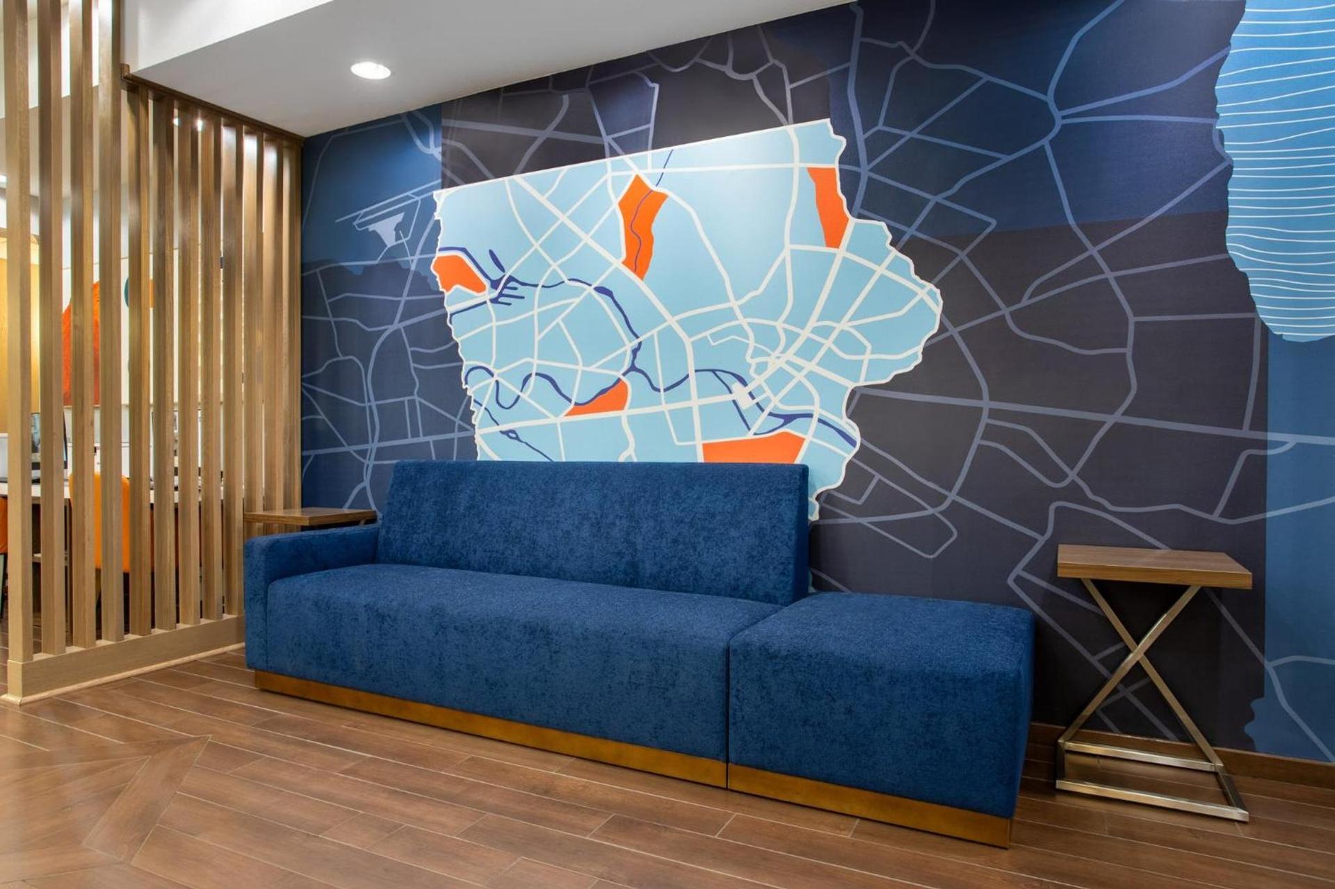 Holiday Inn Express & Suites Clinton by IHG photo 52