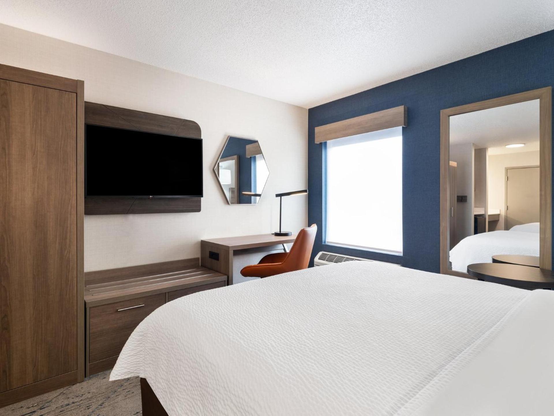 Holiday Inn Express Meadville (I-79 Exit 147a) by IHG photo 17