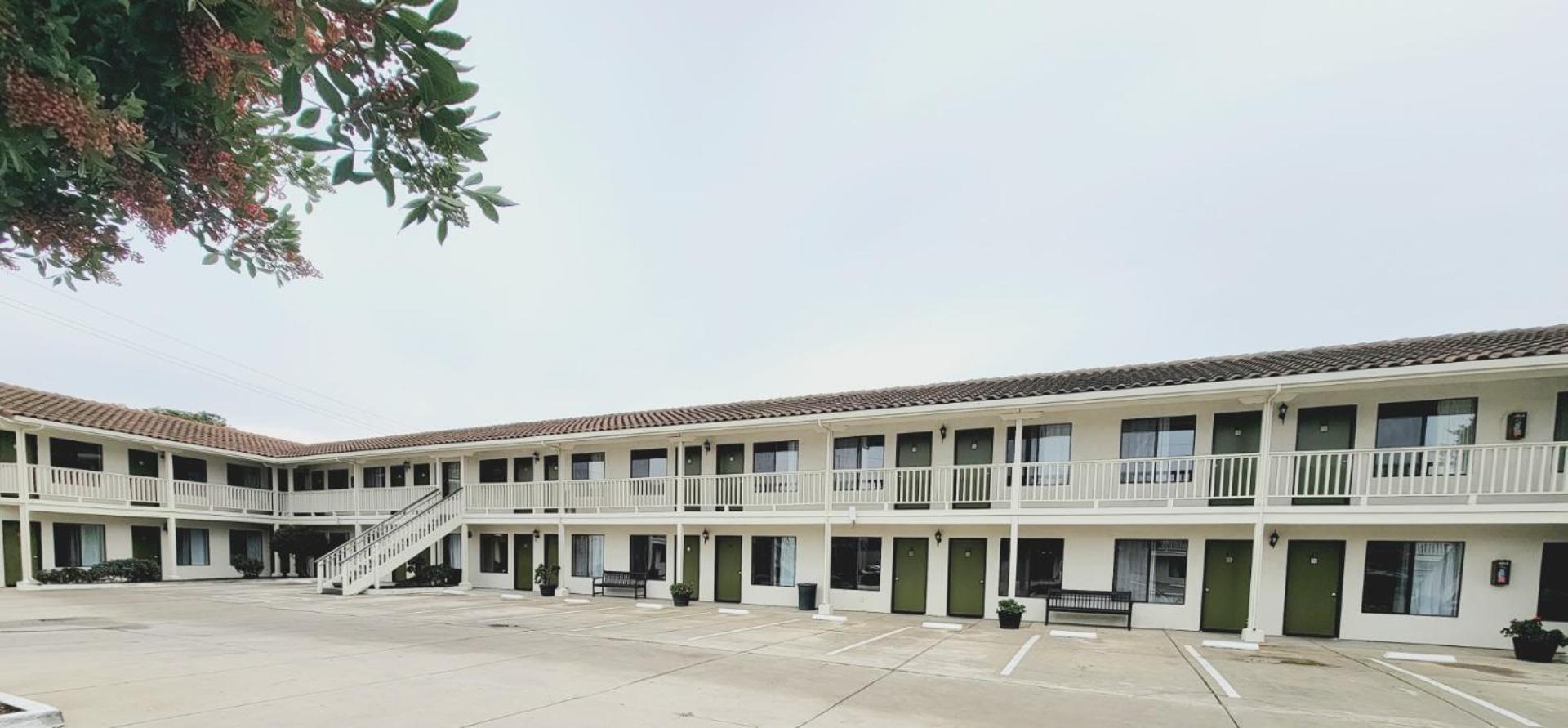 Soledad Motel 8 photo 3