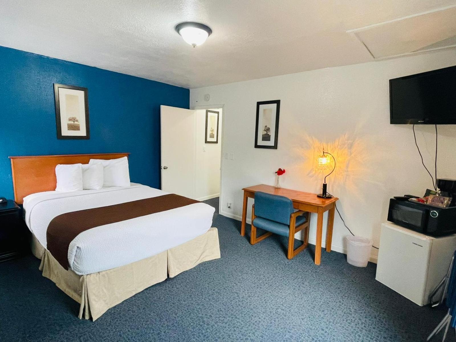 Sparta inn photo 19
