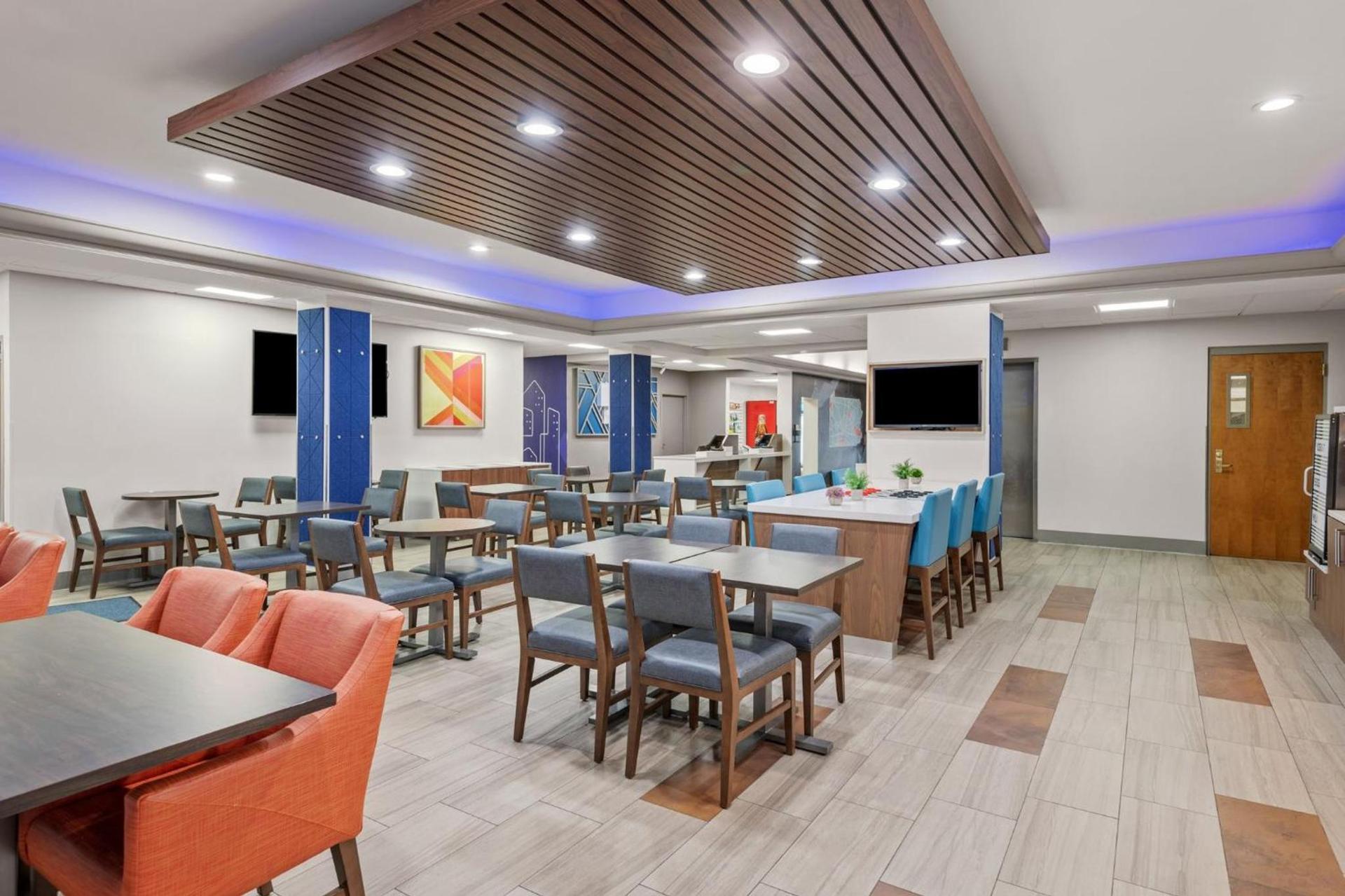 Holiday Inn Express Hershey-Harrisburg Area by IHG photo 69