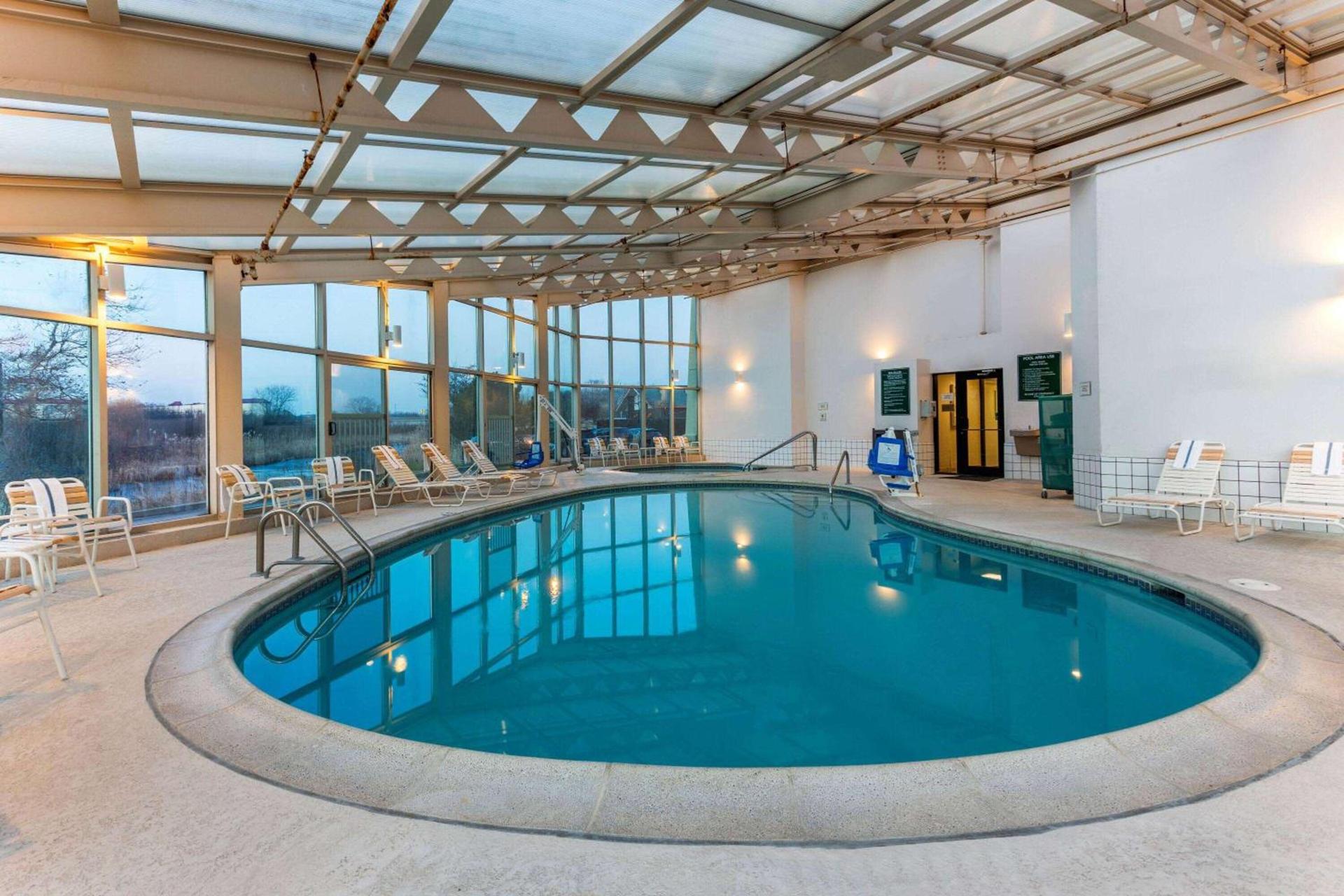 La Quinta by Wyndham Chicago Gurnee photo 14