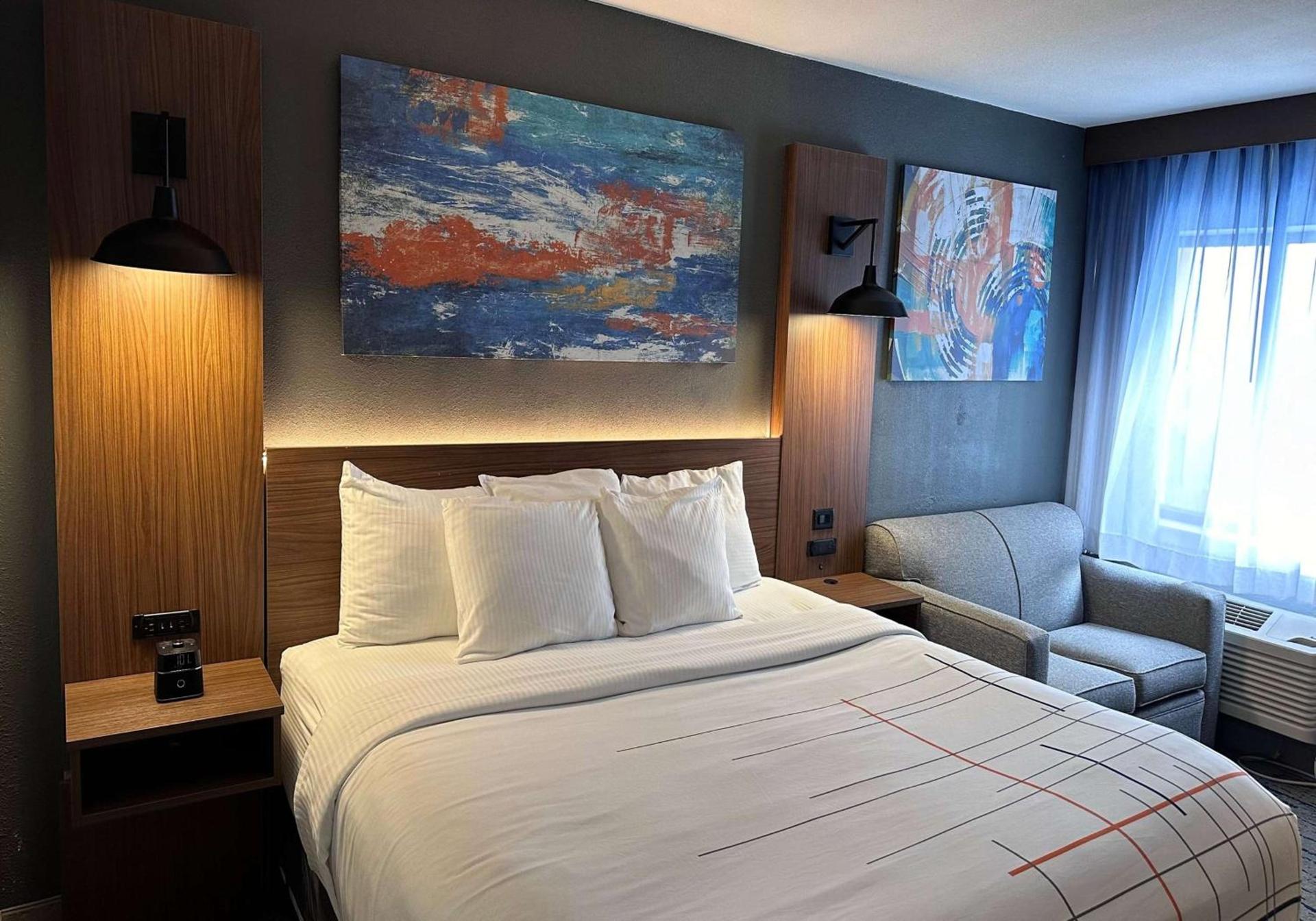 La Quinta by Wyndham Chicago Gurnee photo 16