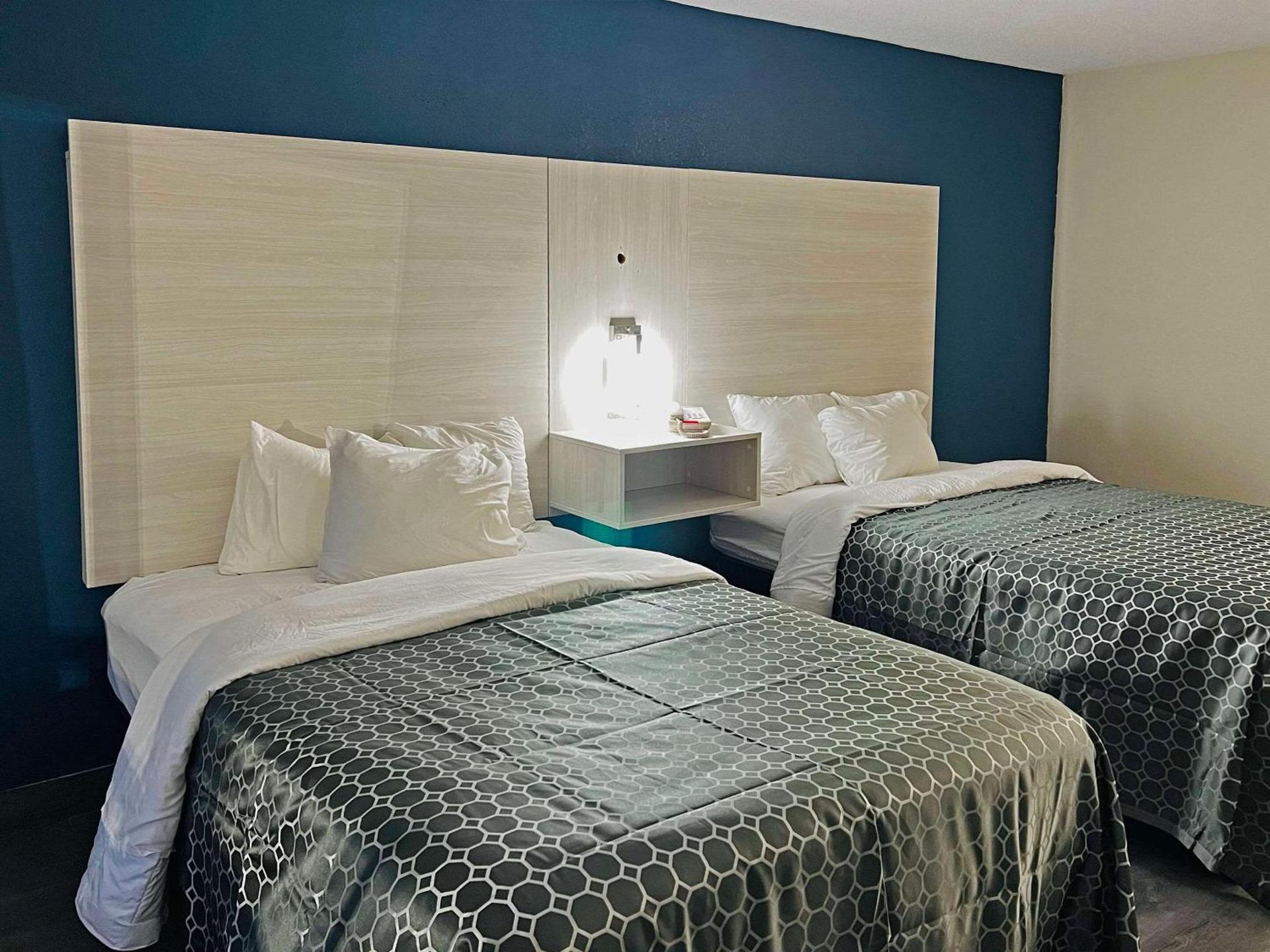 Quality Inn & Suites McDonough South I-75 photo 30