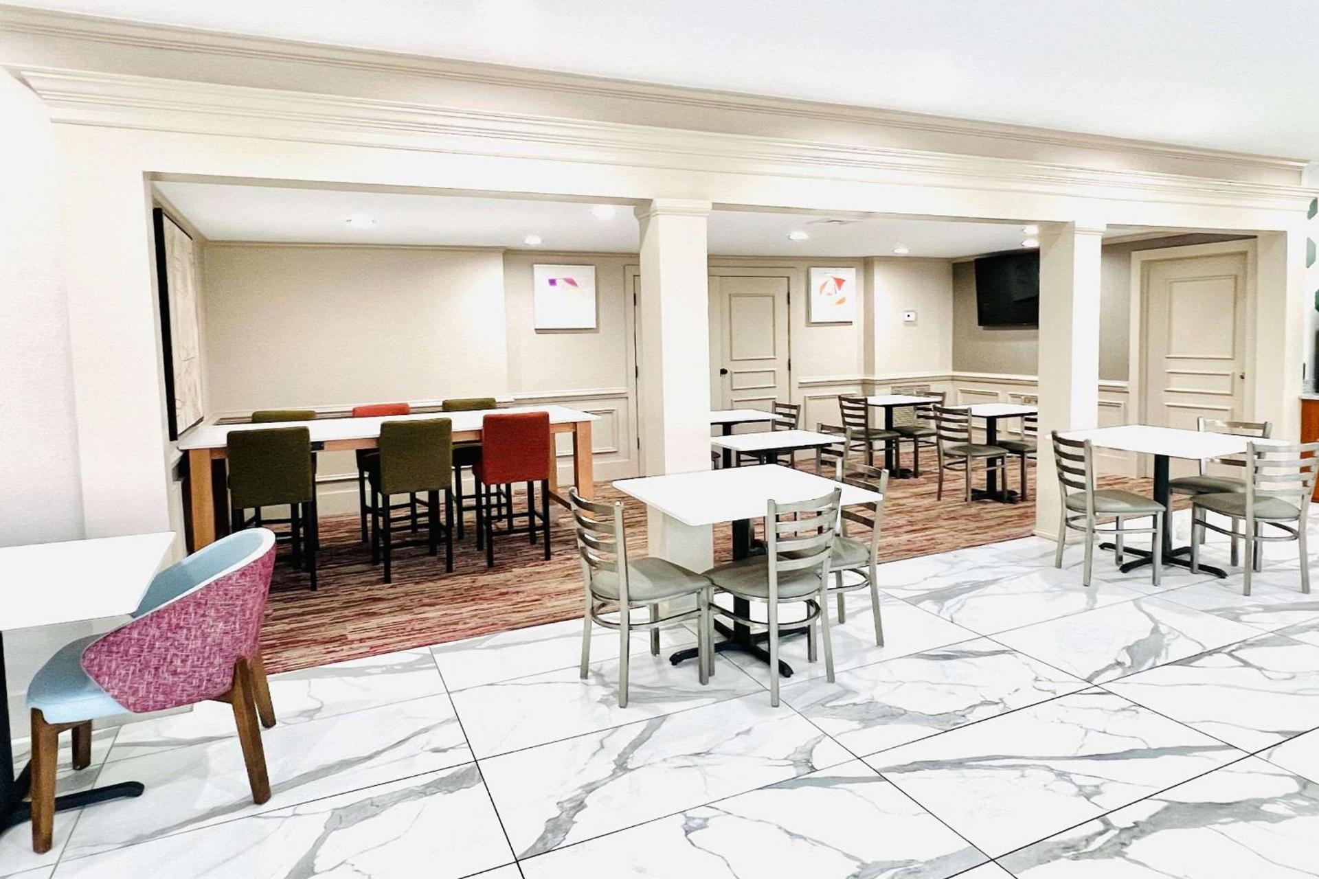 Quality Inn & Suites McDonough South I-75 photo 33