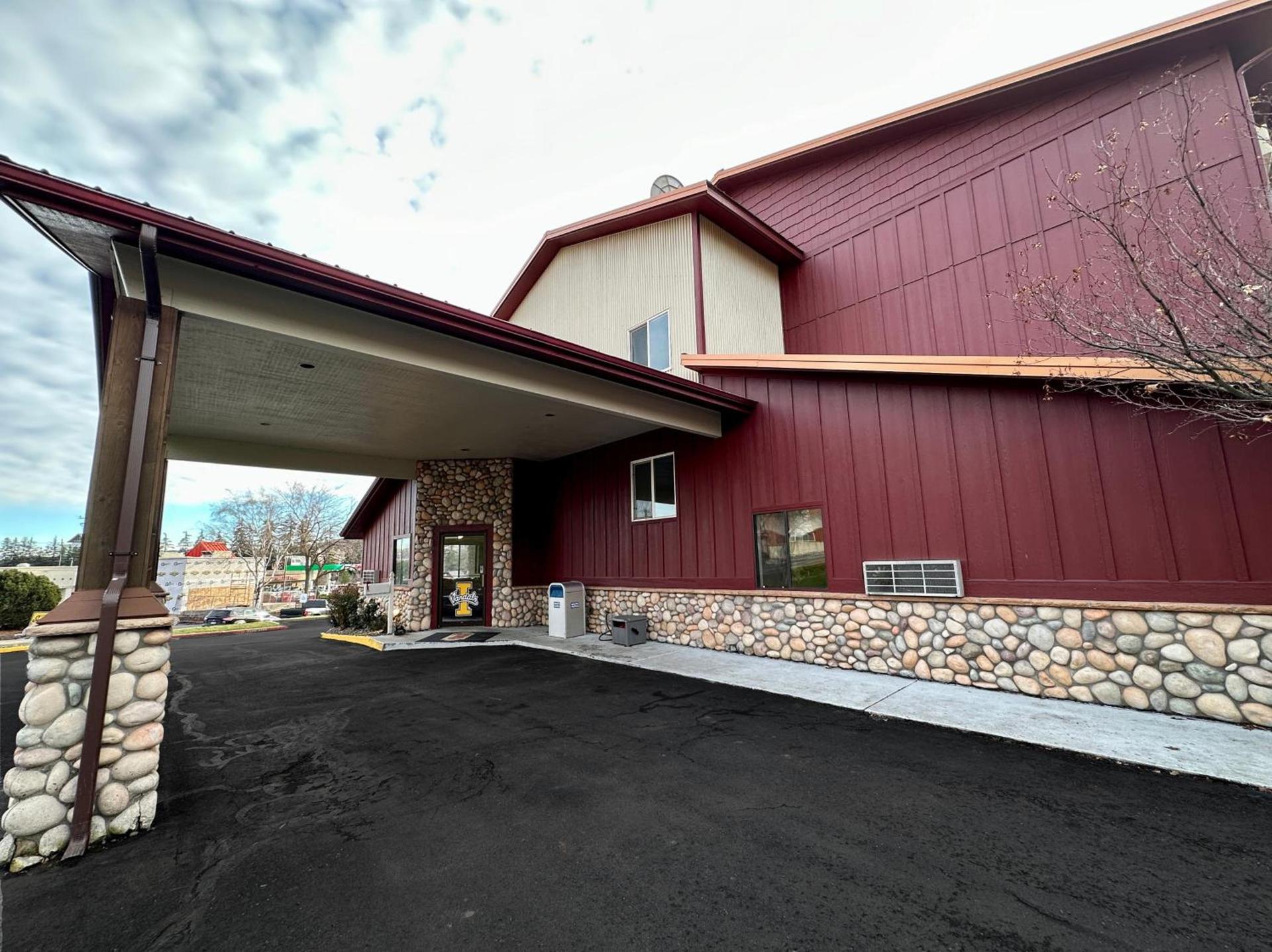 FairBridge Inn & Suites Moscow - Pullman photo 42