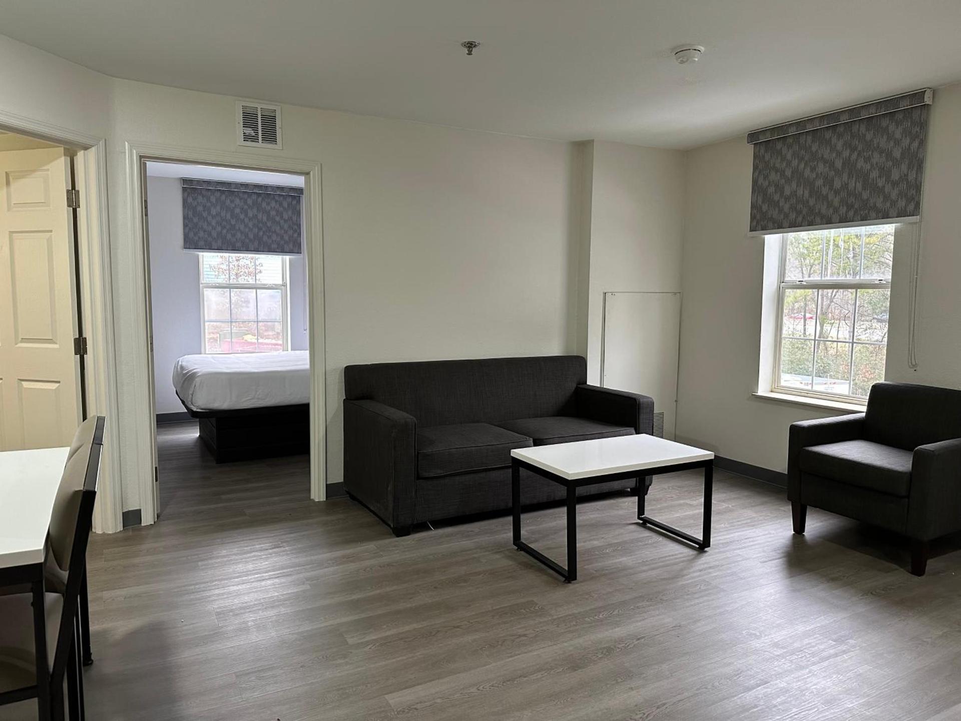 MainStay Suites Columbia Harbison photo 24