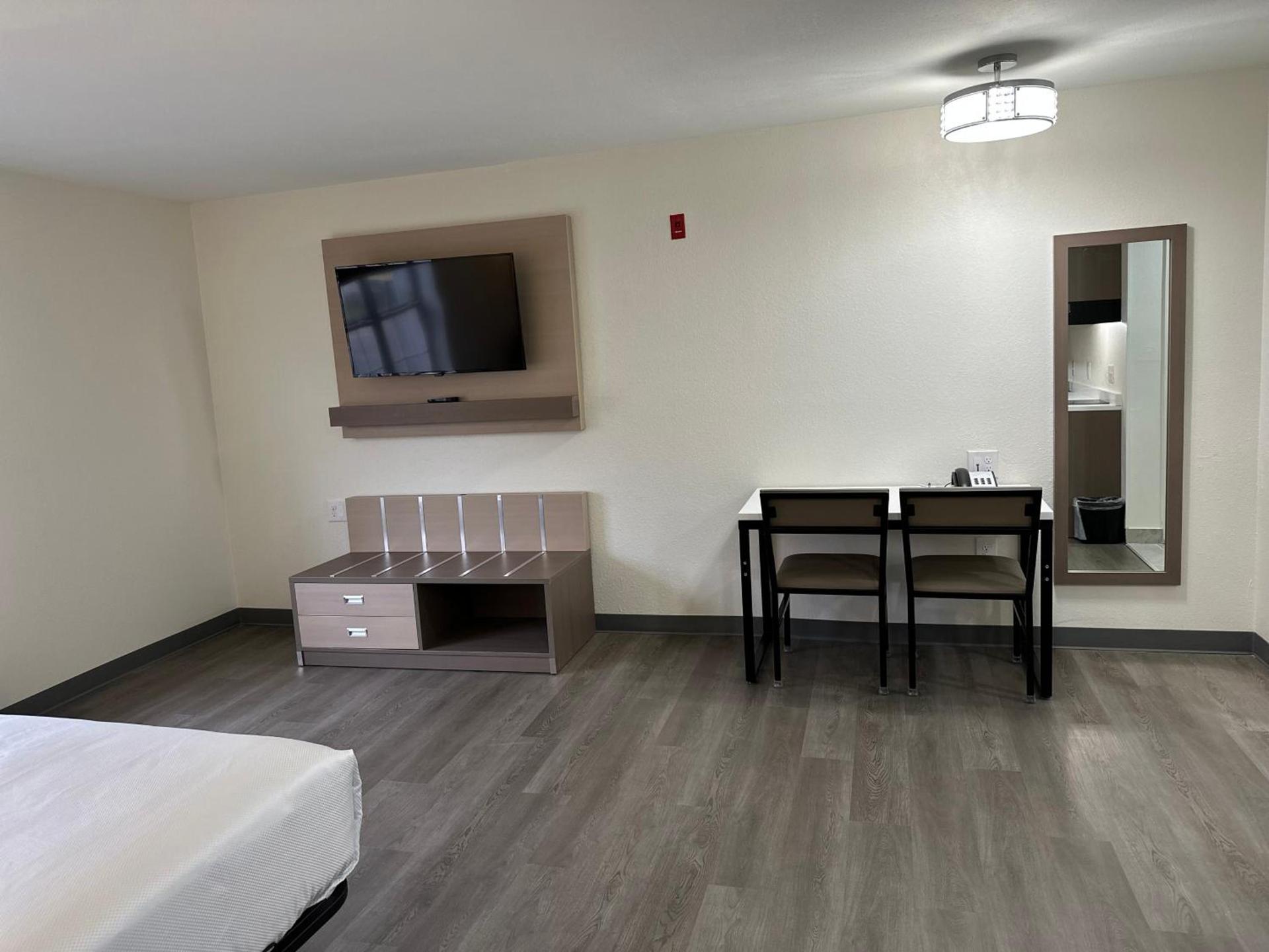 MainStay Suites Columbia Harbison photo 22