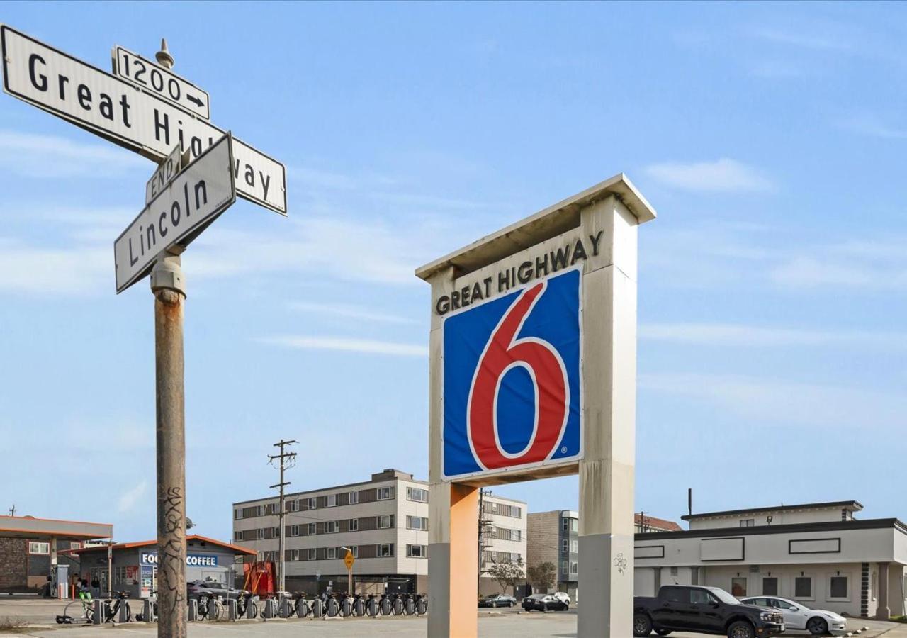 Motel 6 San Francisco, CA Great Highway photo 34