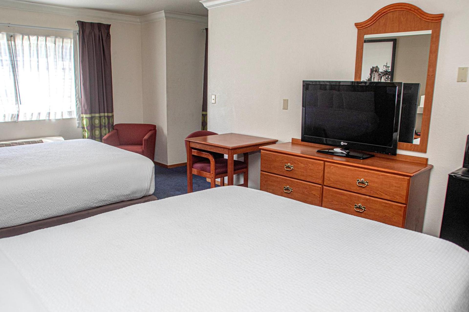Creekside Inn & Suites photo 34