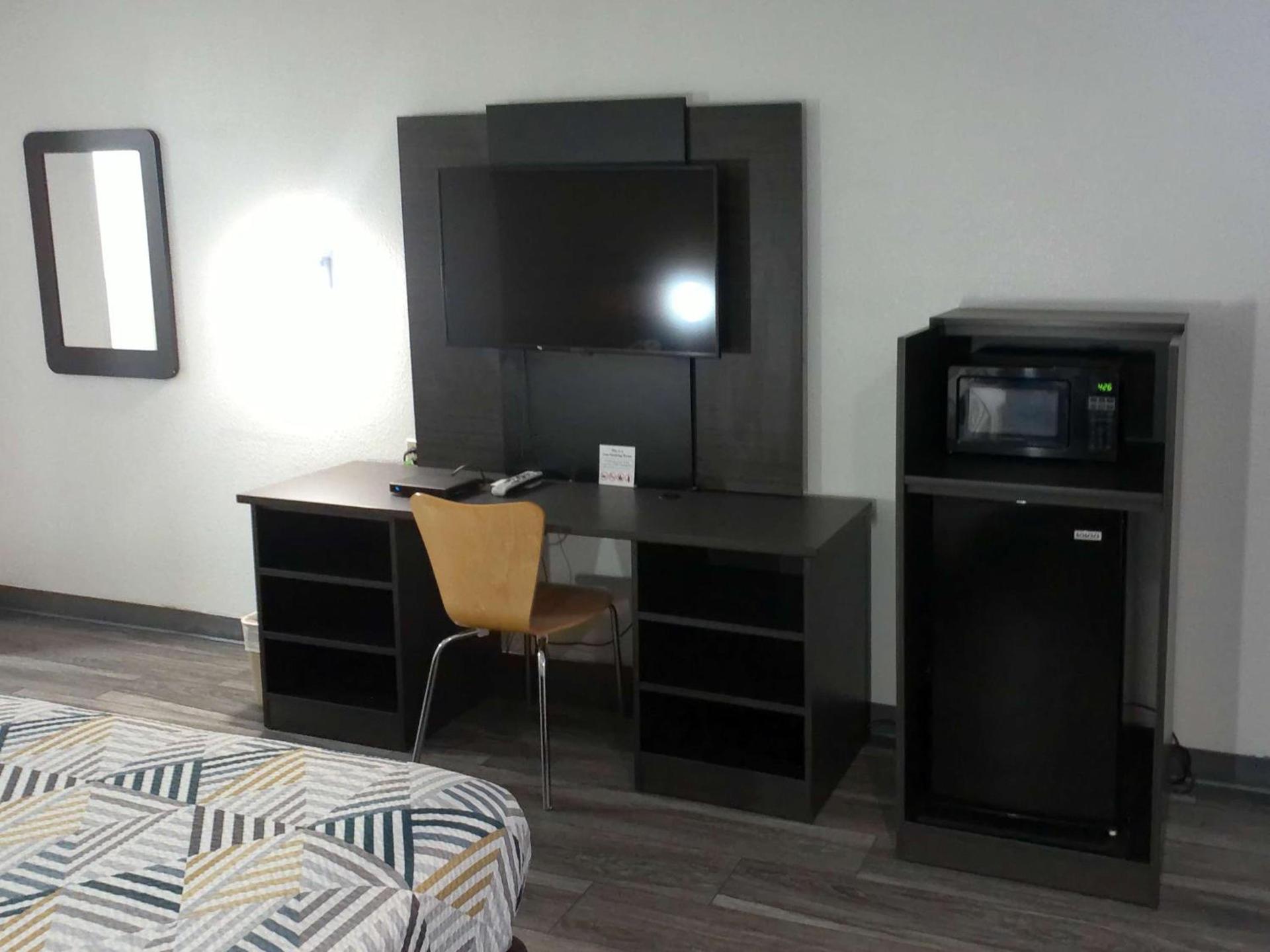 Motel 6-Winslow, AZ photo 5