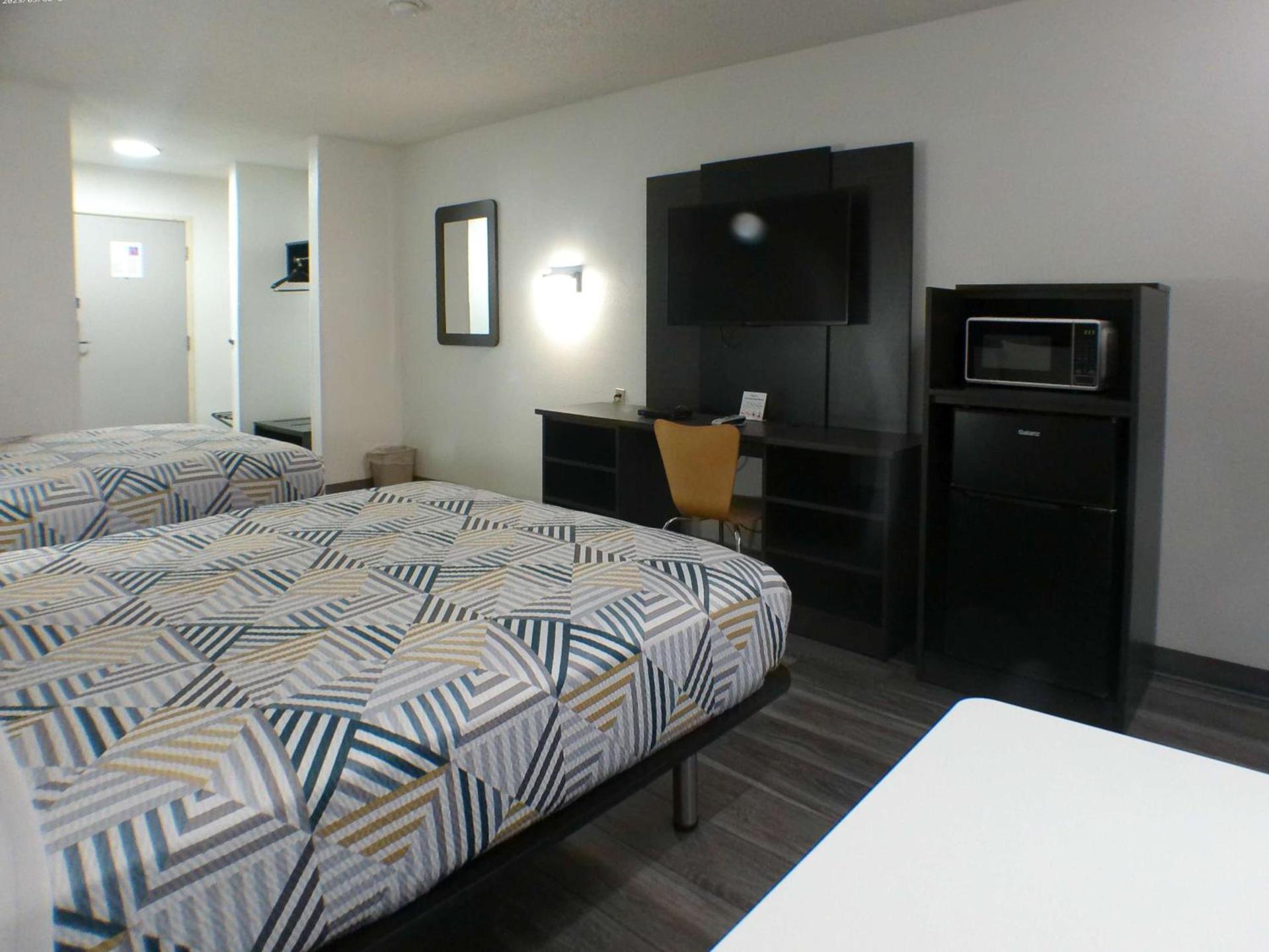 Motel 6-Winslow, AZ photo 17