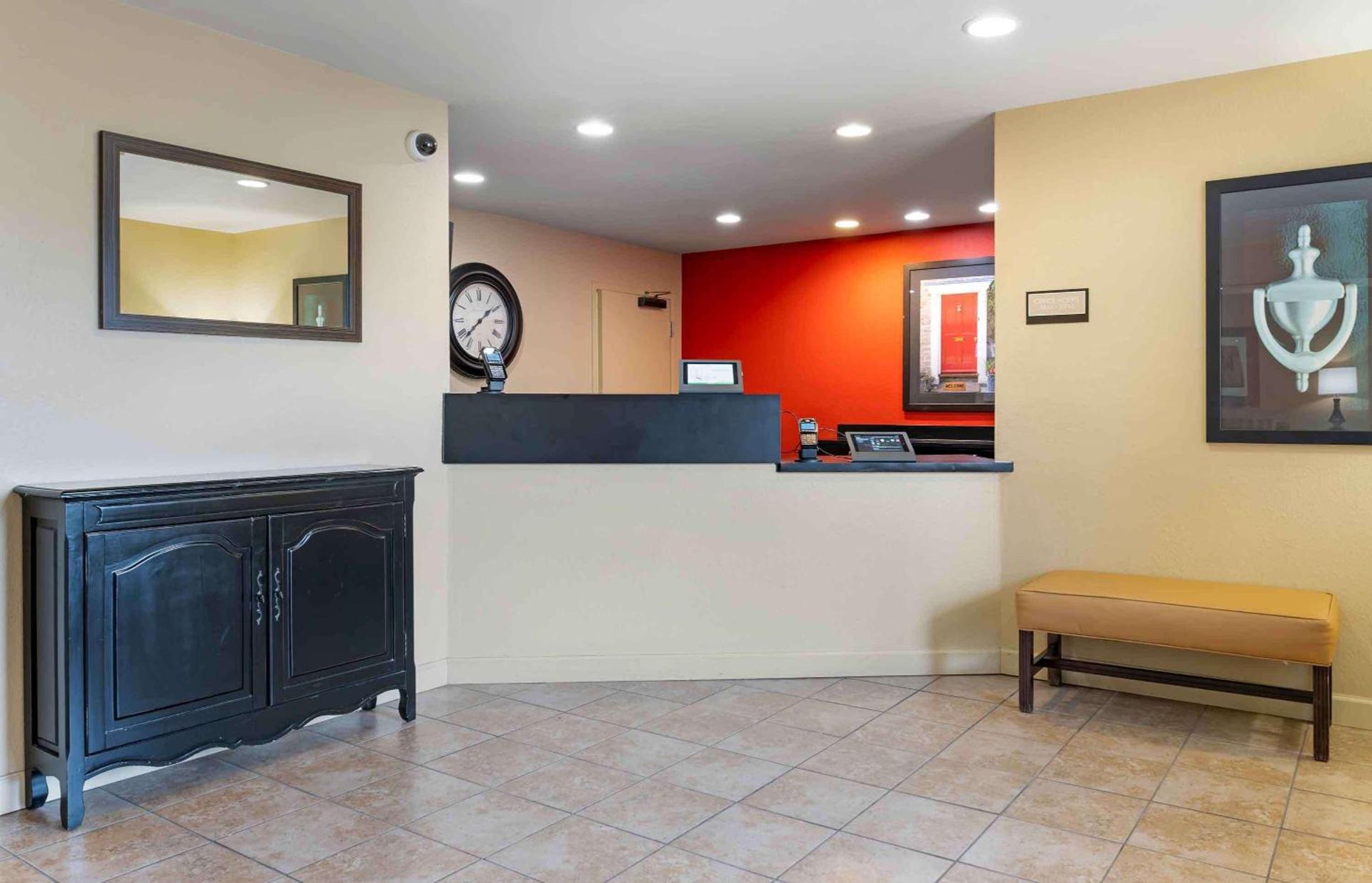 Studio 6 Extended Stay South Bend Mishawaka South IN photo 5