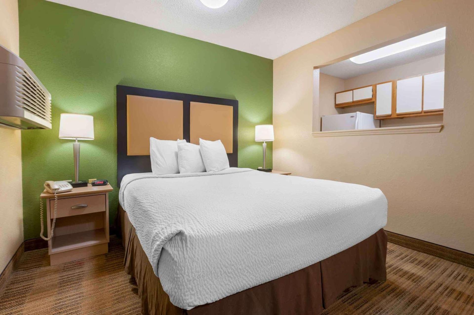 Studio 6 Extended Stay South Bend Mishawaka South IN photo 20