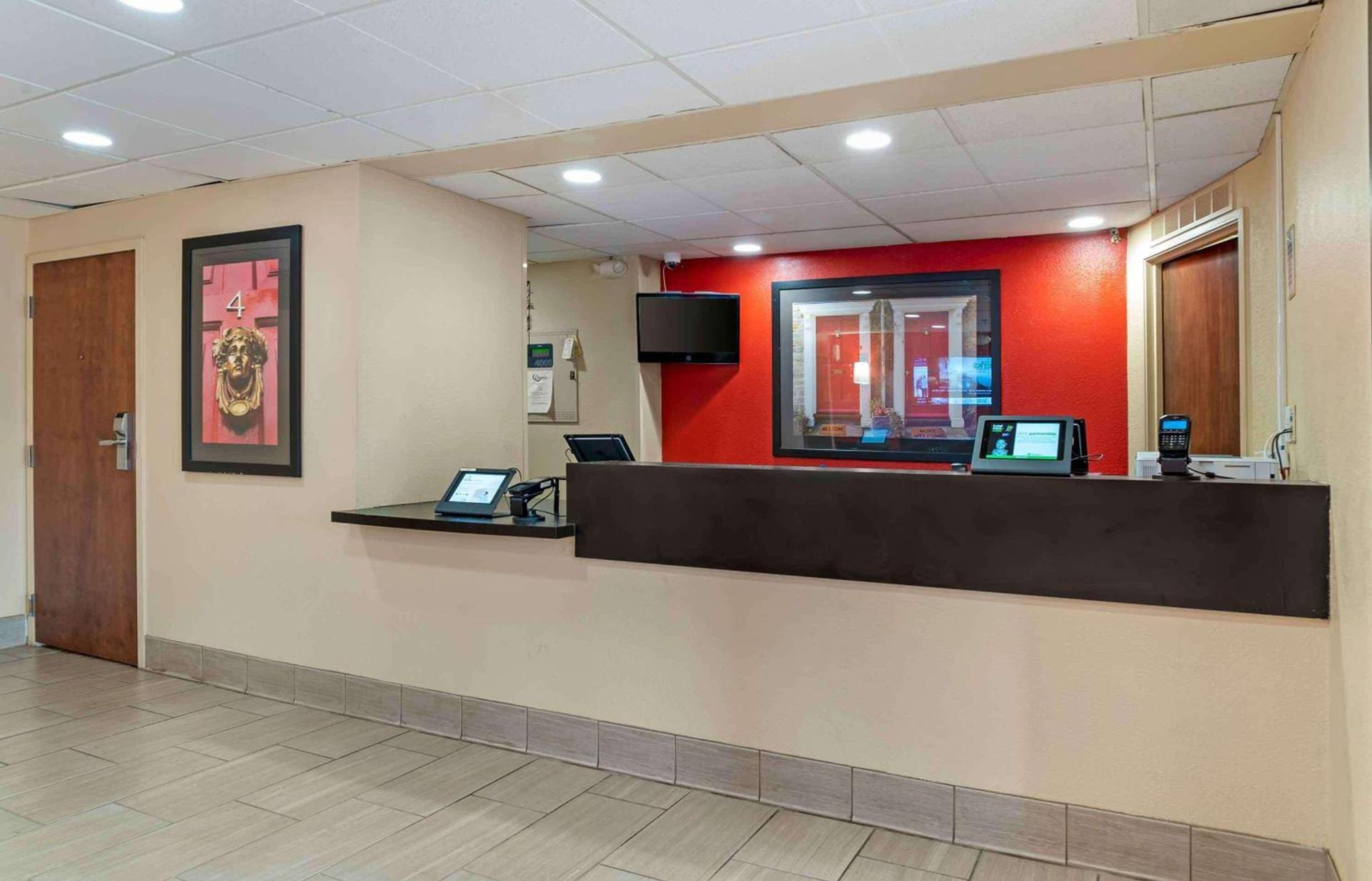 Extended Stay America Select Suites - Detroit - Novi - Haggerty Road photo 4