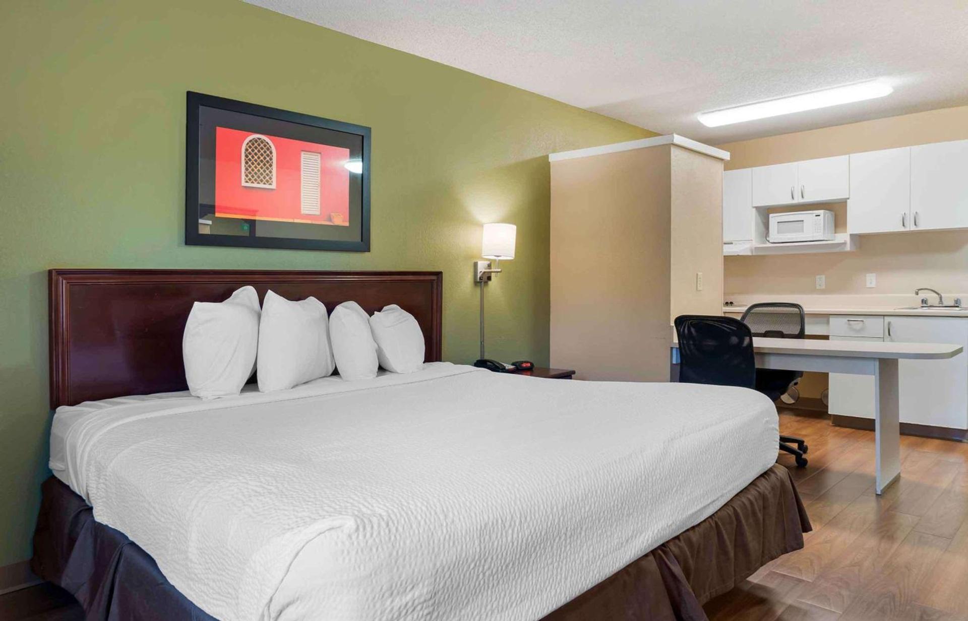 Extended Stay America Select Suites - Detroit - Novi - Haggerty Road photo 14