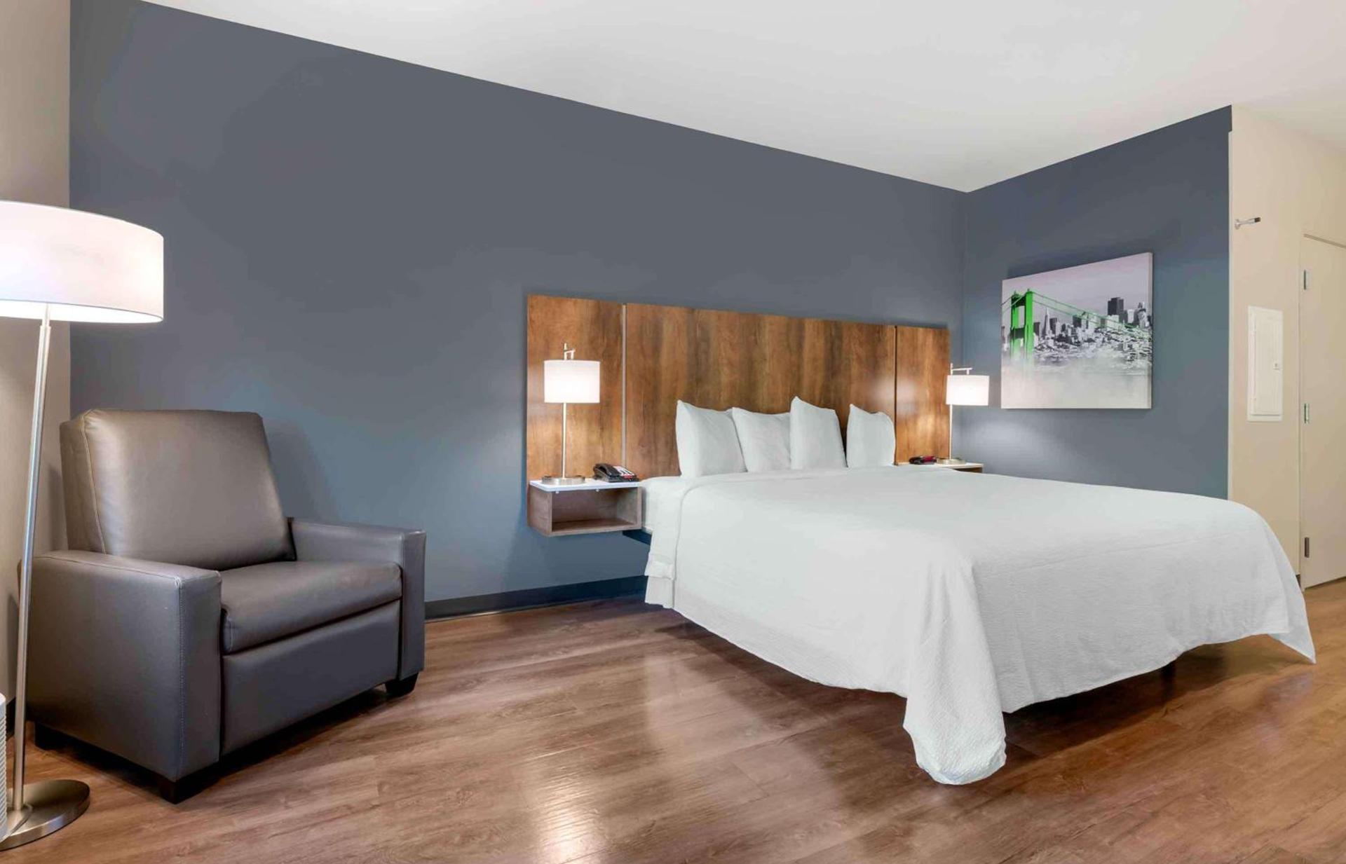 Extended Stay America Suites - Baytown photo 9