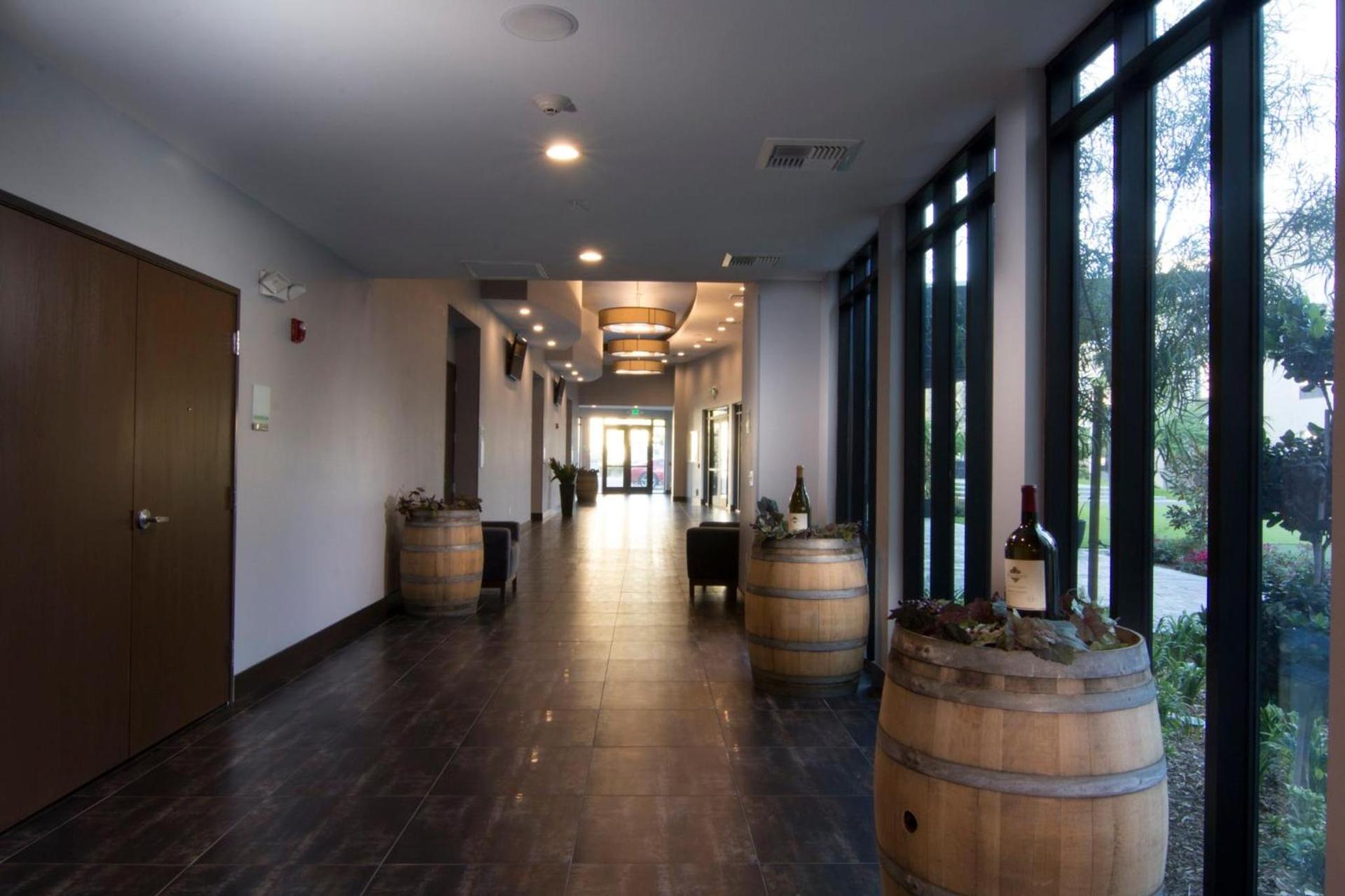 Holiday Inn Carlsbad/San Diego by IHG photo 8