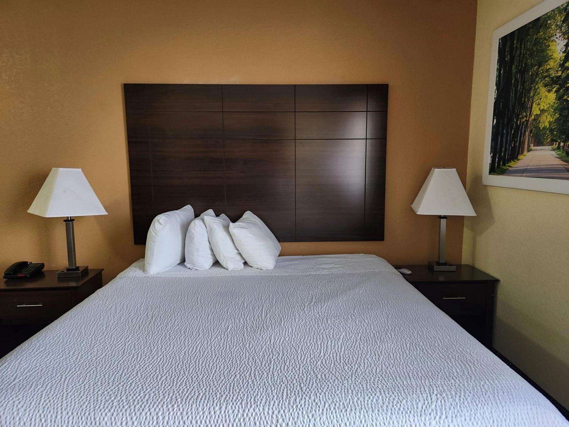 Studio 6 Suites Pasadena, TX photo 31