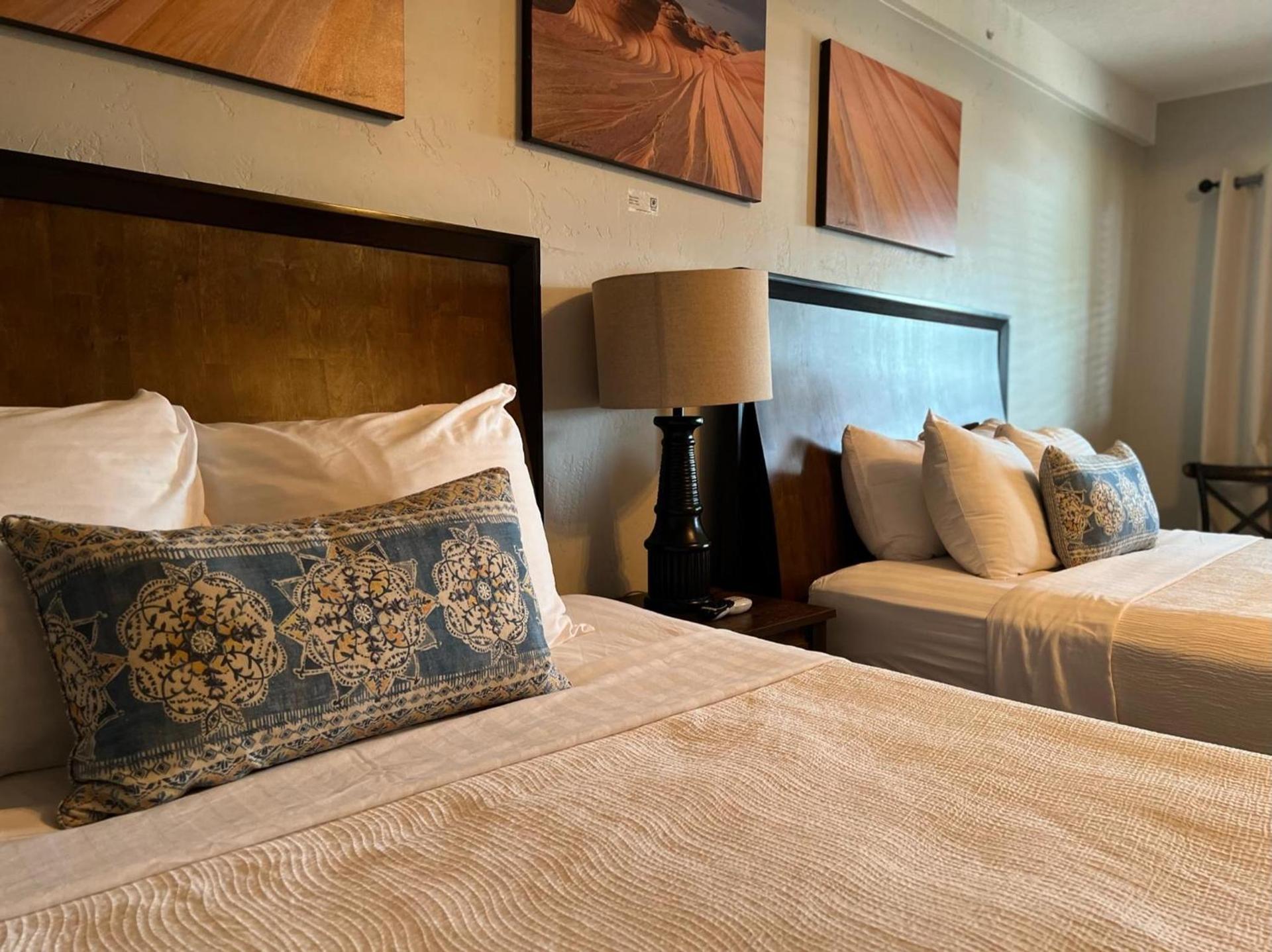 The Flagstone Boutique Inn & Suites photo 6