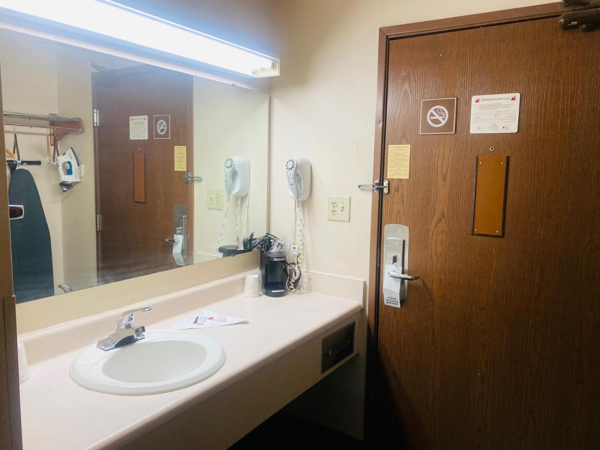 Norwood Inn Statefare Grounds photo 6